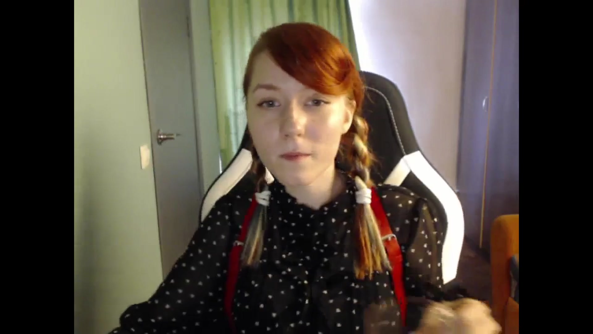 Gallery image thumbnail from NikiFoks18's myfreecams stream on, 08/26/2023, 09:05 image 14 of 20