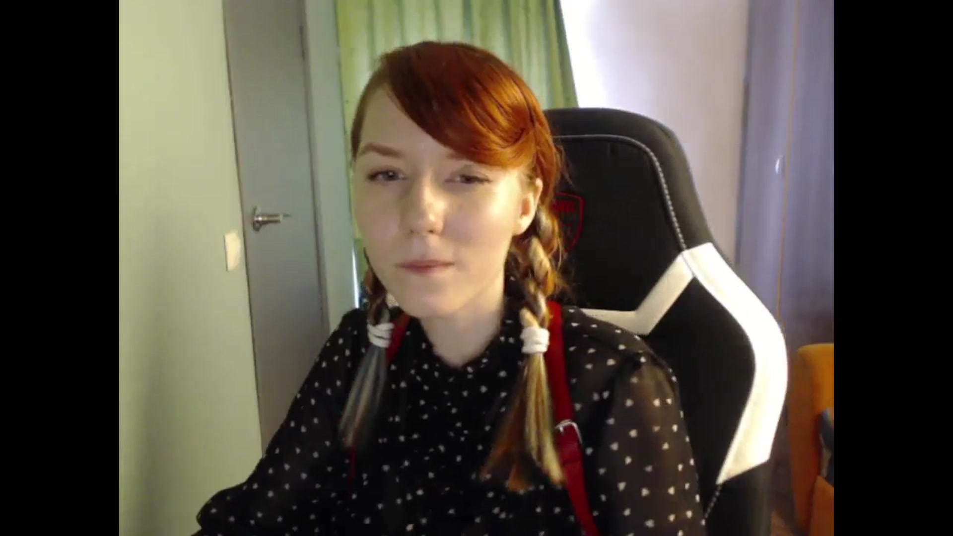 Gallery image thumbnail from NikiFoks18's myfreecams stream on, 08/26/2023, 09:05 image 5 of 20