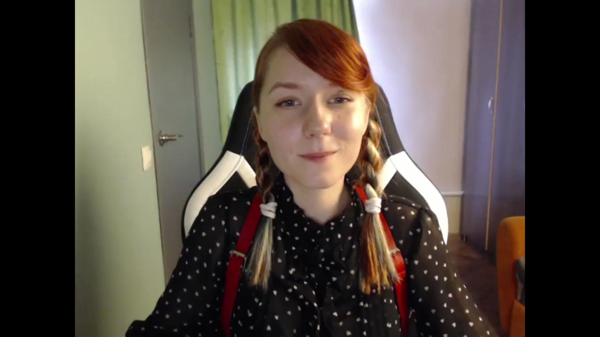 Gallery image thumbnail from NikiFoks18's myfreecams stream on, 08/26/2023, 09:05 image 16 of 20