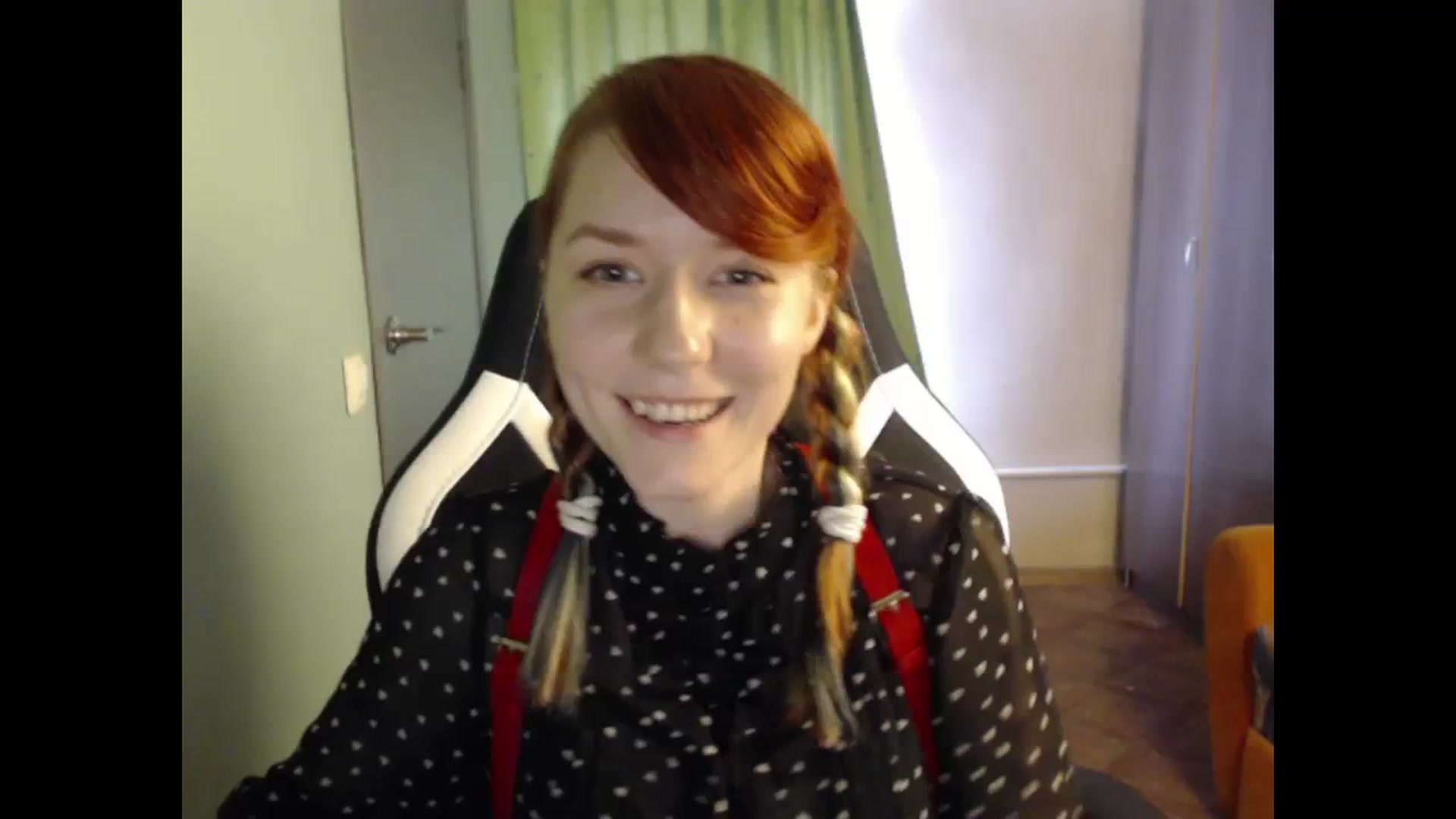 Gallery image thumbnail from NikiFoks18's myfreecams stream on, 08/26/2023, 09:05 image 6 of 20