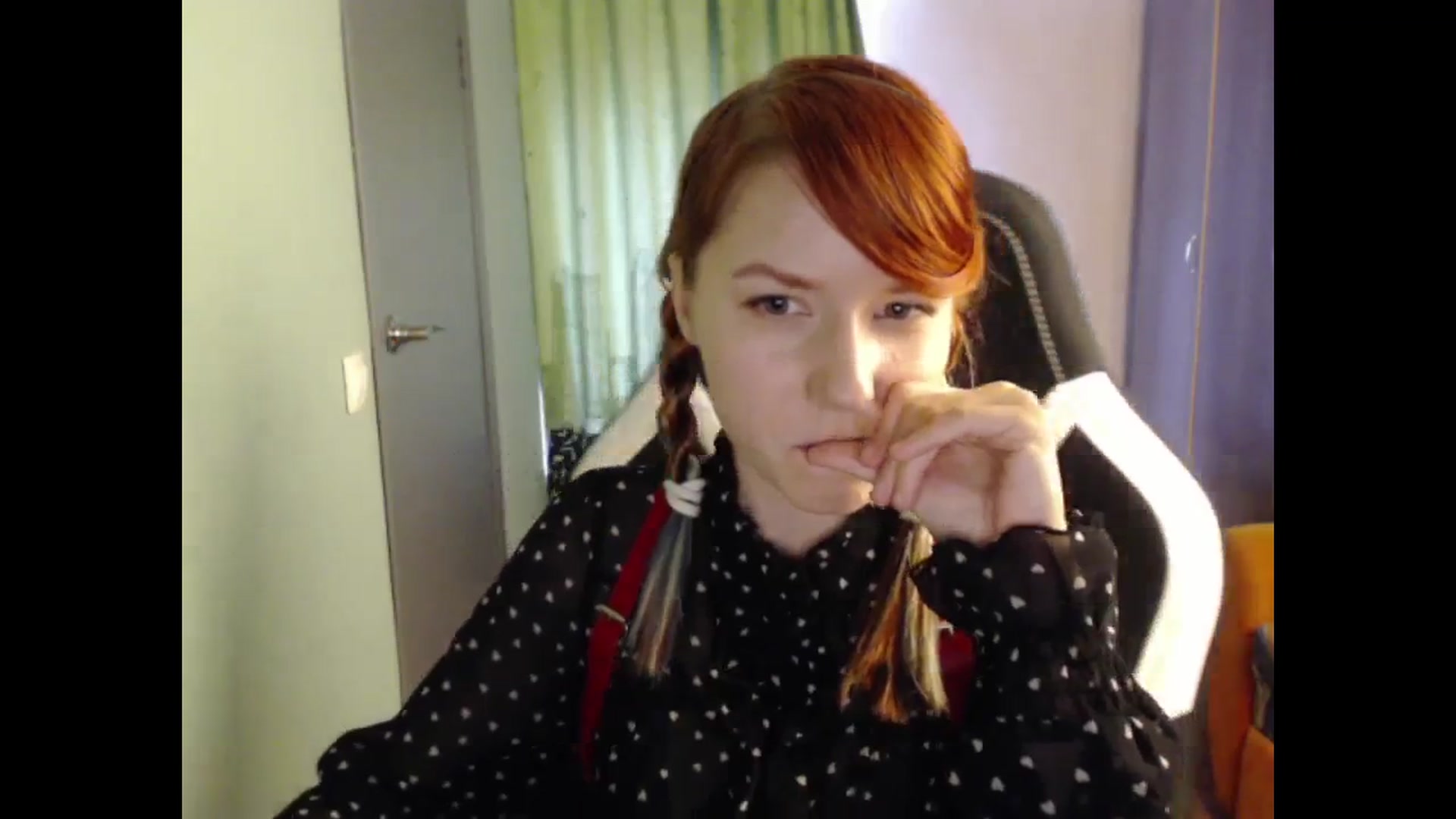 Gallery image thumbnail from NikiFoks18's myfreecams stream on, 08/26/2023, 09:05 image 2 of 20