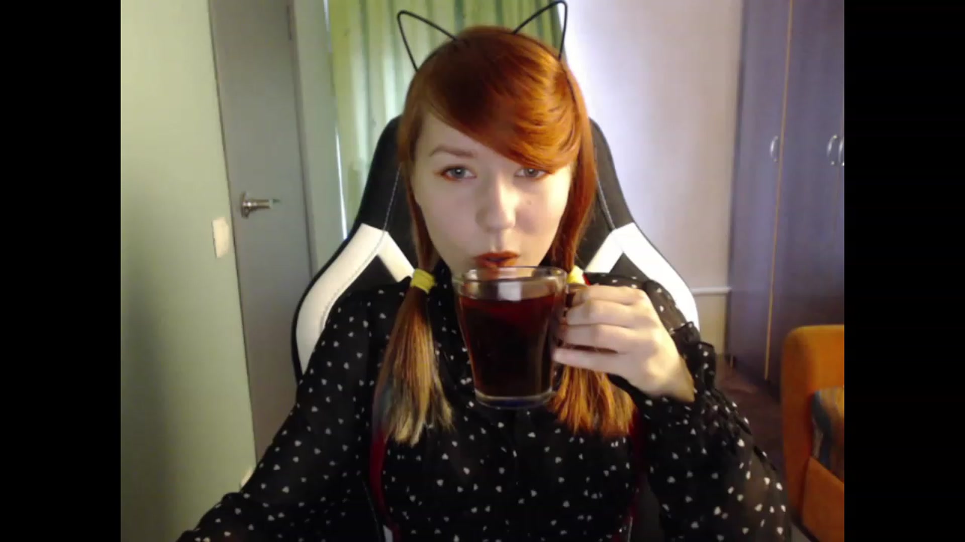 Gallery image thumbnail from NikiFoks18's myfreecams stream on, 08/27/2023, 06:25 image 19 of 20