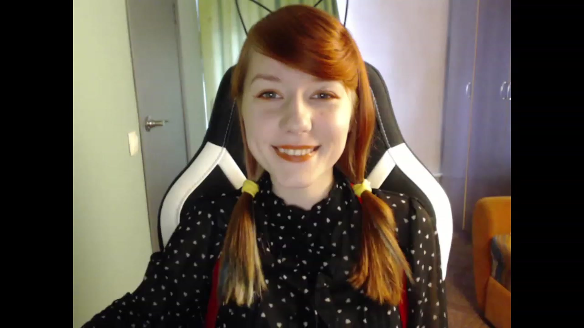Gallery image thumbnail from NikiFoks18's myfreecams stream on, 08/27/2023, 06:25 image 1 of 20