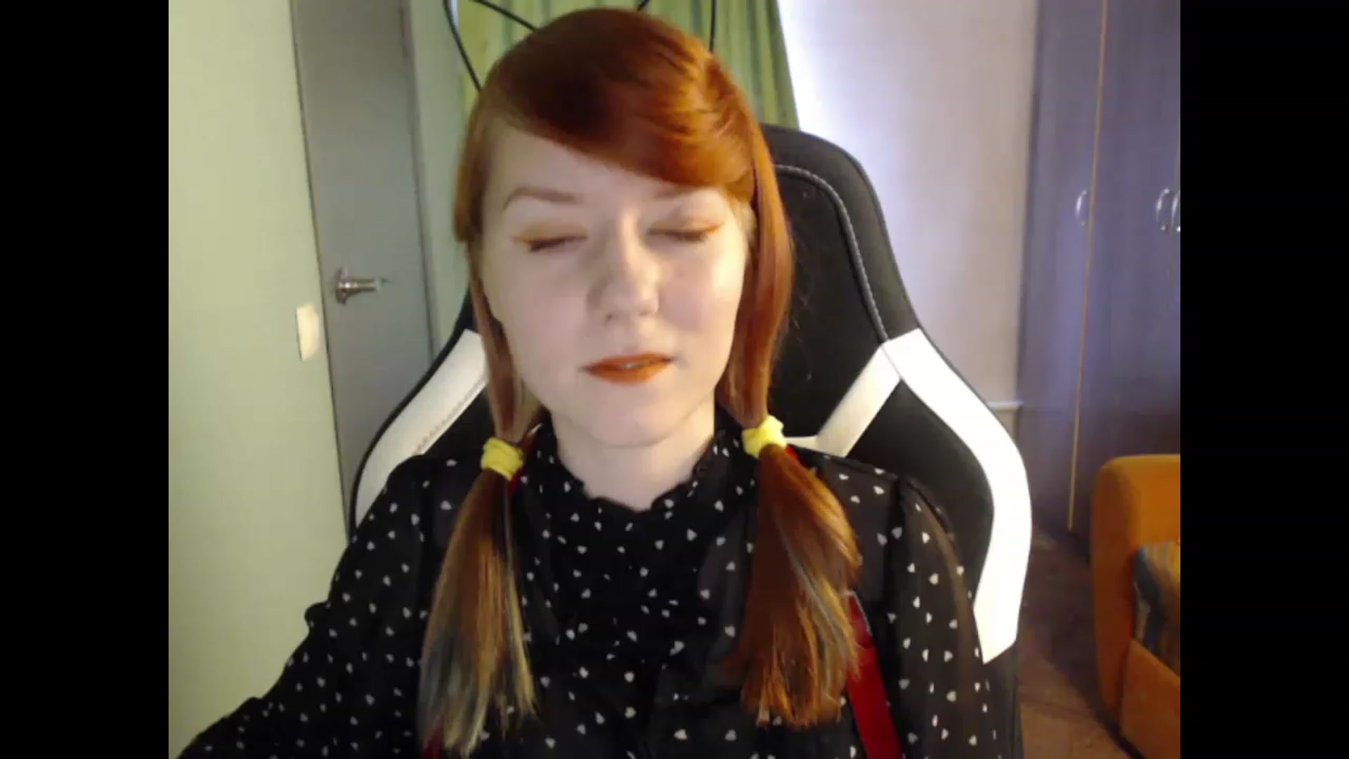 Gallery image thumbnail from NikiFoks18's myfreecams stream on, 08/27/2023, 06:25 image 2 of 20