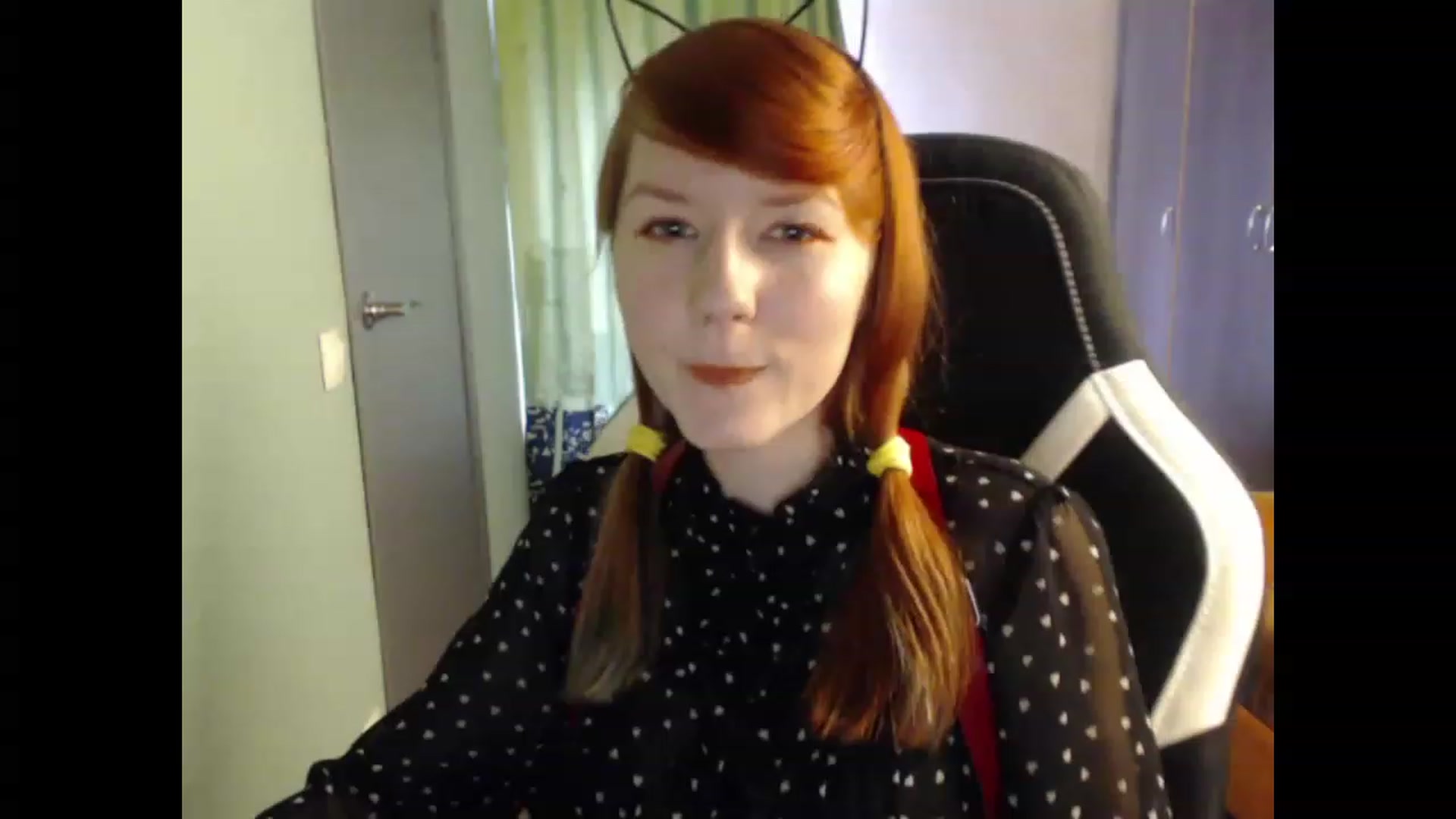 Gallery image thumbnail from NikiFoks18's myfreecams stream on, 08/27/2023, 08:34 image 1 of 20