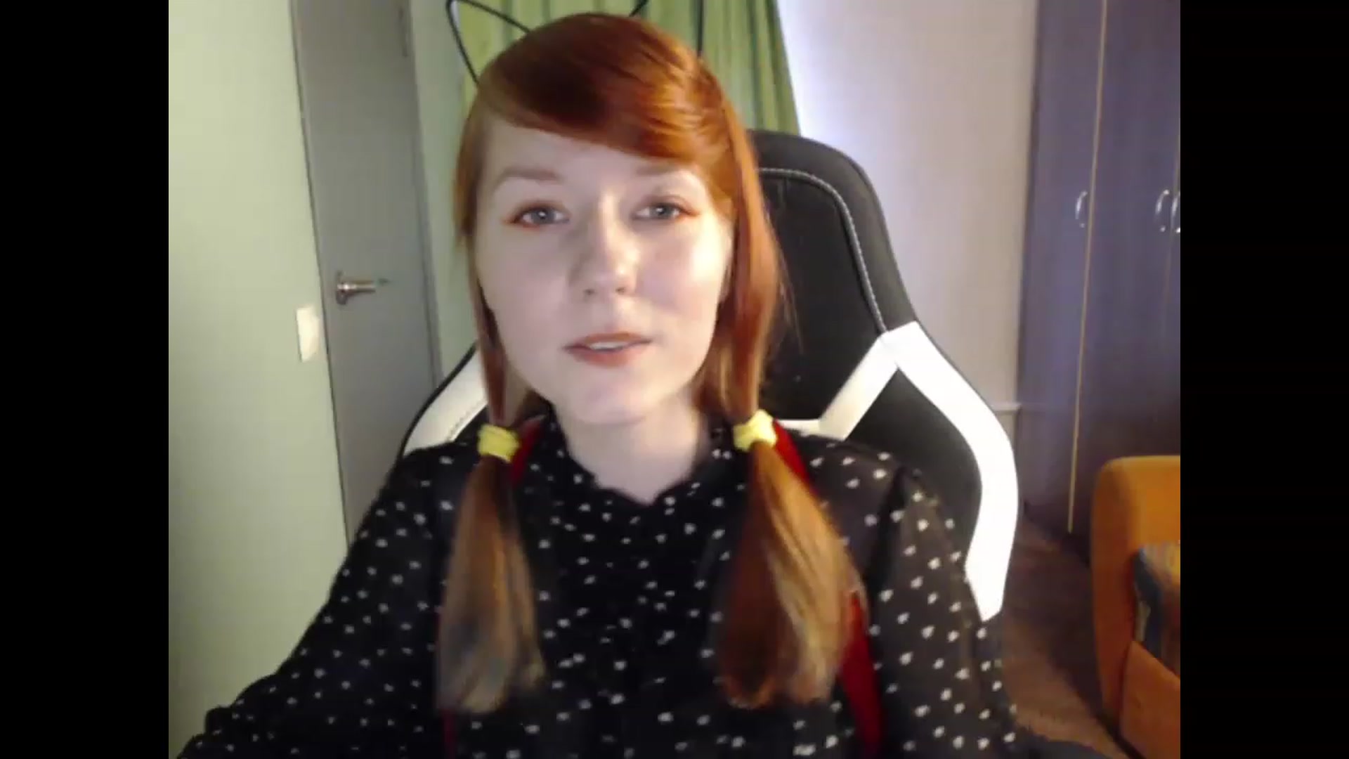 Gallery image thumbnail from NikiFoks18's myfreecams stream on, 08/27/2023, 08:34 image 12 of 20