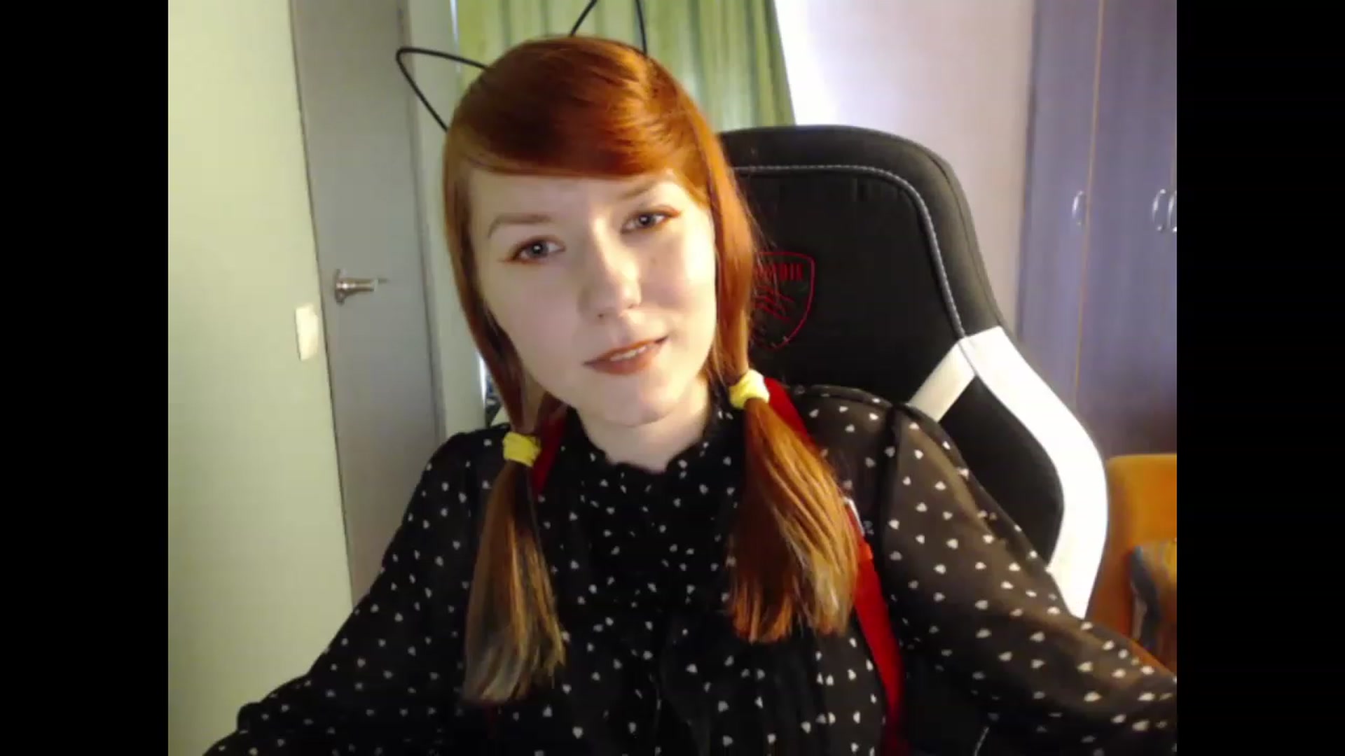 Gallery image thumbnail from NikiFoks18's myfreecams stream on, 08/27/2023, 08:34 image 3 of 20
