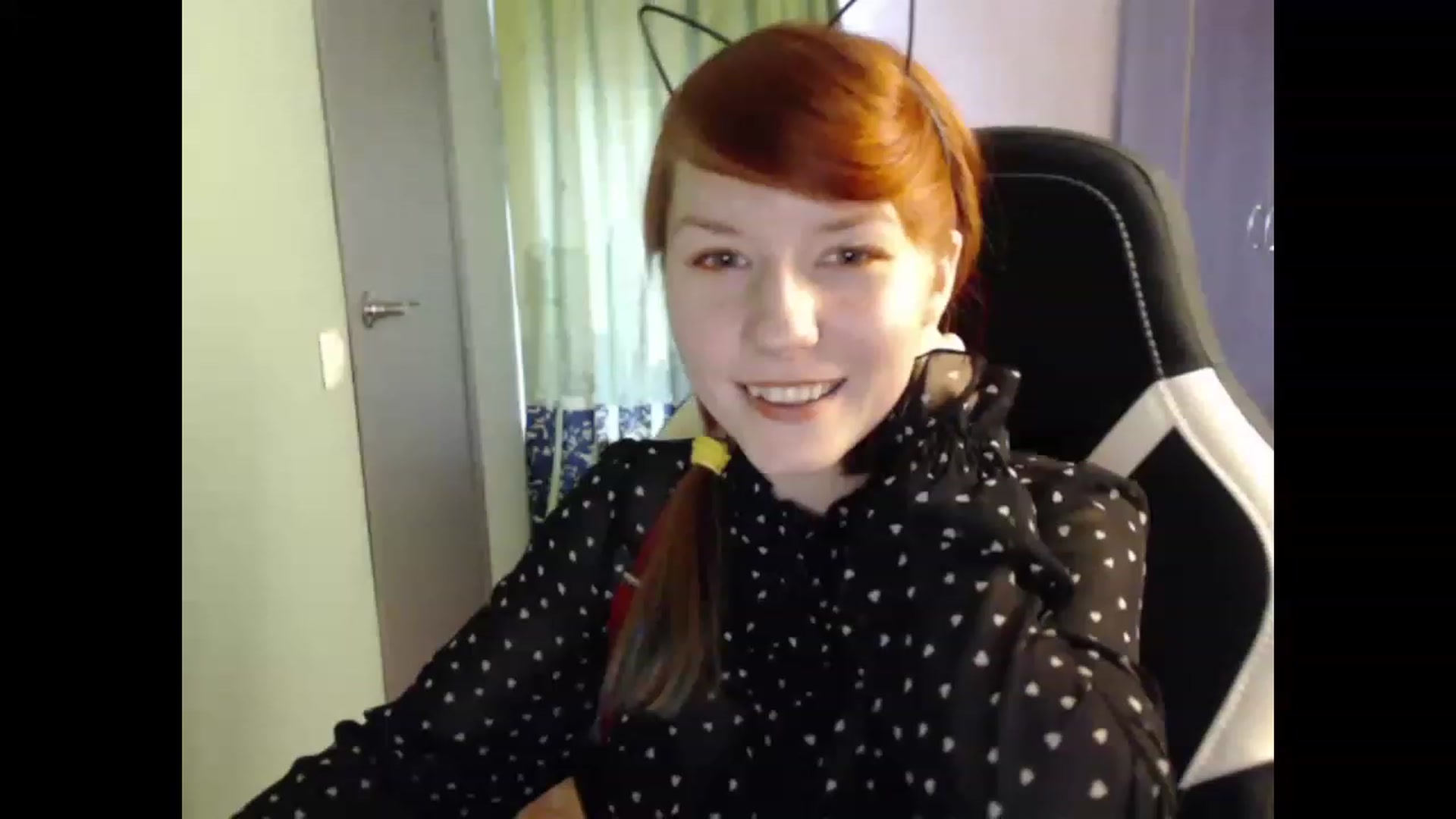 Gallery image thumbnail from NikiFoks18's myfreecams stream on, 08/27/2023, 09:07 image 8 of 20