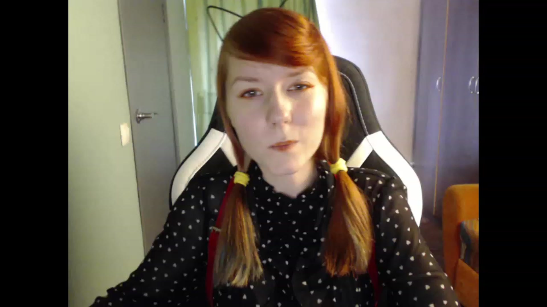 Gallery image thumbnail from NikiFoks18's myfreecams stream on, 08/27/2023, 09:07 image 2 of 20