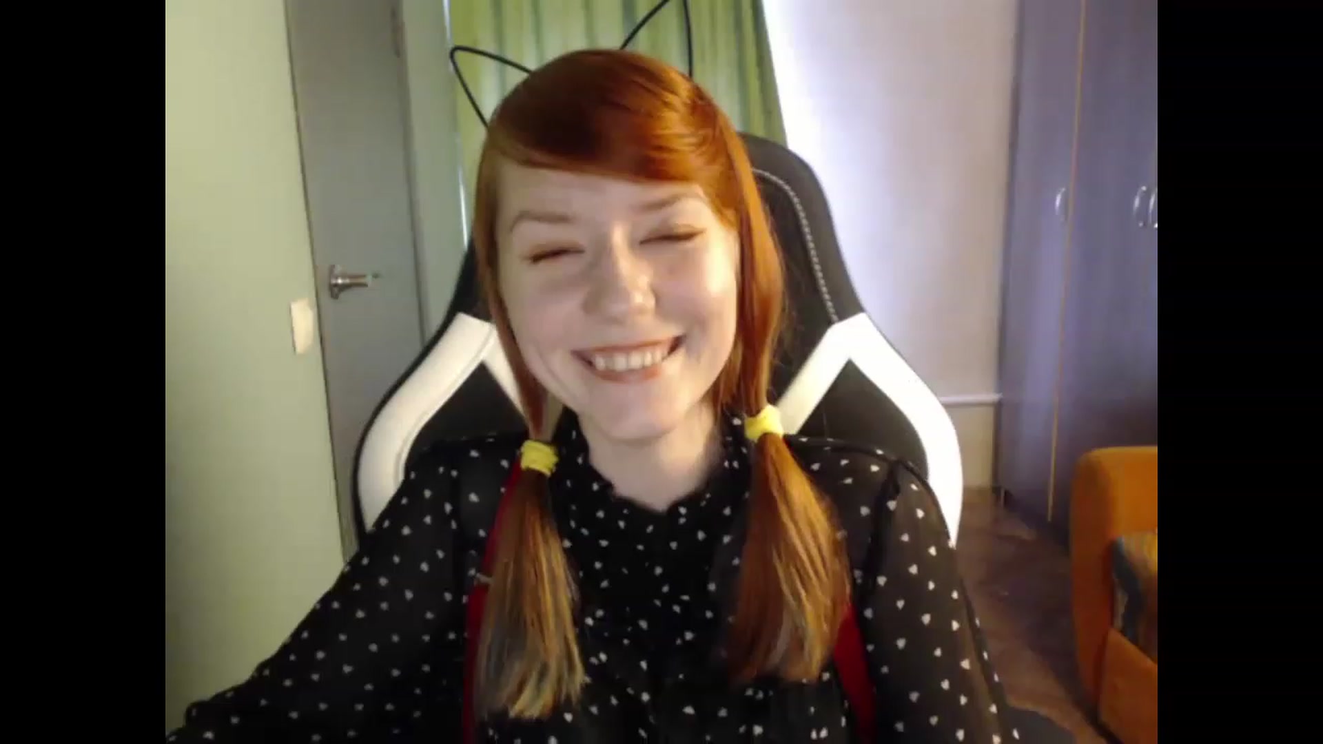 Gallery image thumbnail from NikiFoks18's myfreecams stream on, 08/27/2023, 09:07 image 20 of 20