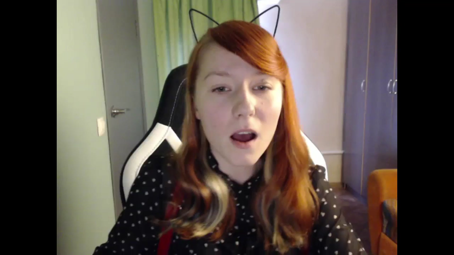 Gallery image thumbnail from NikiFoks18's myfreecams stream on, 08/28/2023, 06:33 image 15 of 20
