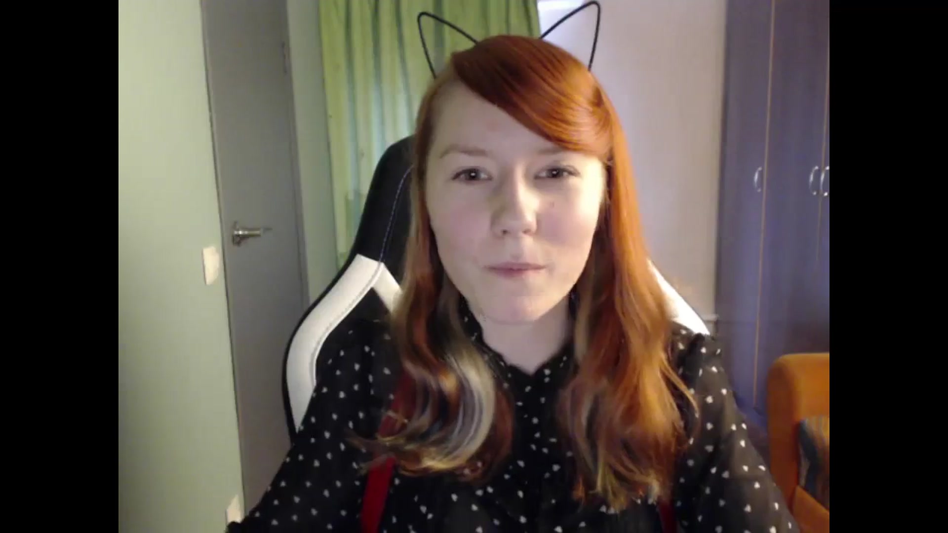 Gallery image thumbnail from NikiFoks18's myfreecams stream on, 08/28/2023, 06:33 image 18 of 20