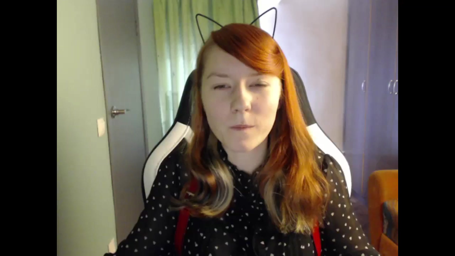 Gallery image thumbnail from NikiFoks18's myfreecams stream on, 08/28/2023, 06:33 image 1 of 20