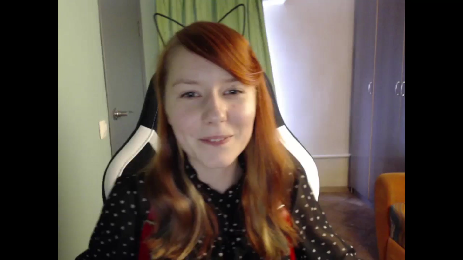 Gallery image thumbnail from NikiFoks18's myfreecams stream on, 08/28/2023, 08:22 image 15 of 20