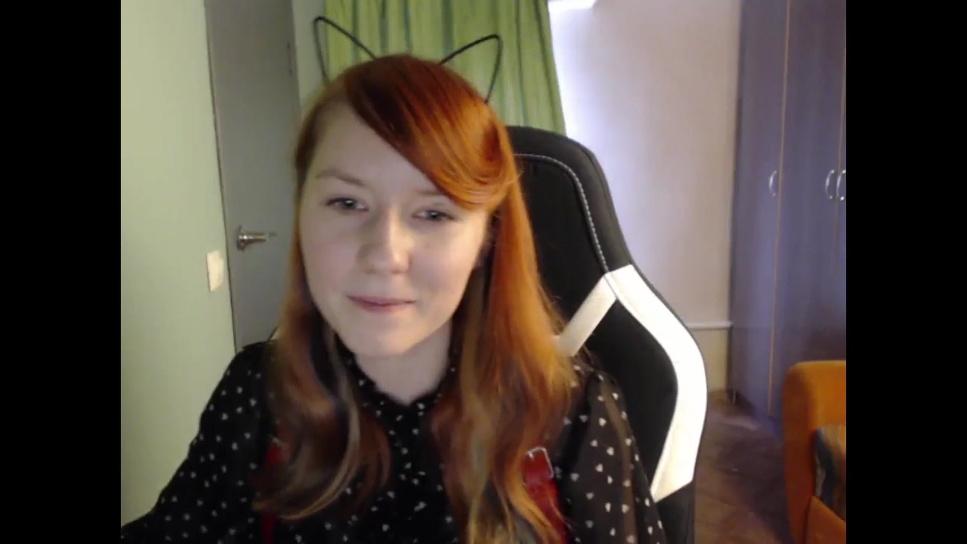 Gallery image thumbnail from NikiFoks18's myfreecams stream on, 08/28/2023, 08:22 image 10 of 20