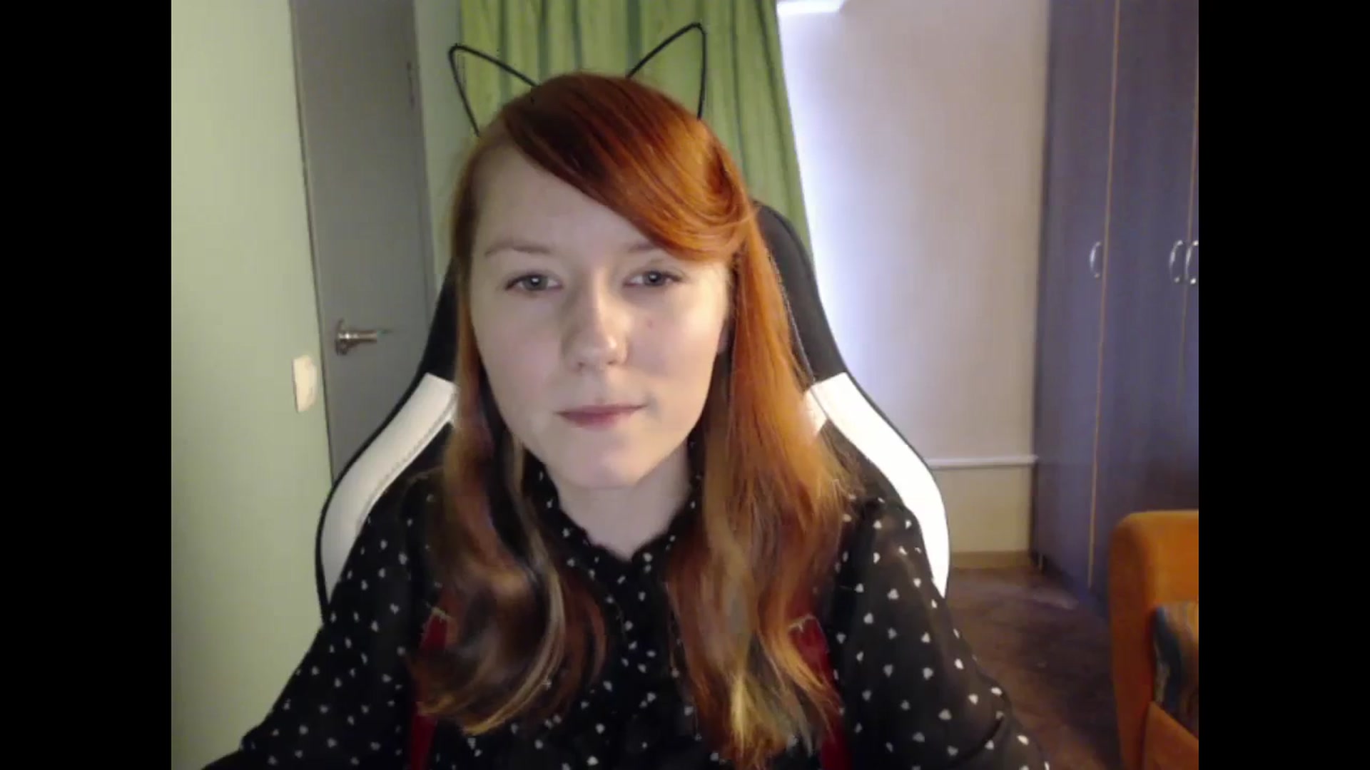 Gallery image thumbnail from NikiFoks18's myfreecams stream on, 08/28/2023, 08:22 image 6 of 20