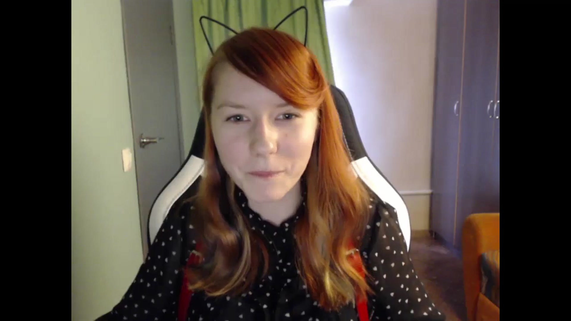 Gallery image thumbnail from NikiFoks18's myfreecams stream on, 08/28/2023, 08:22 image 4 of 20