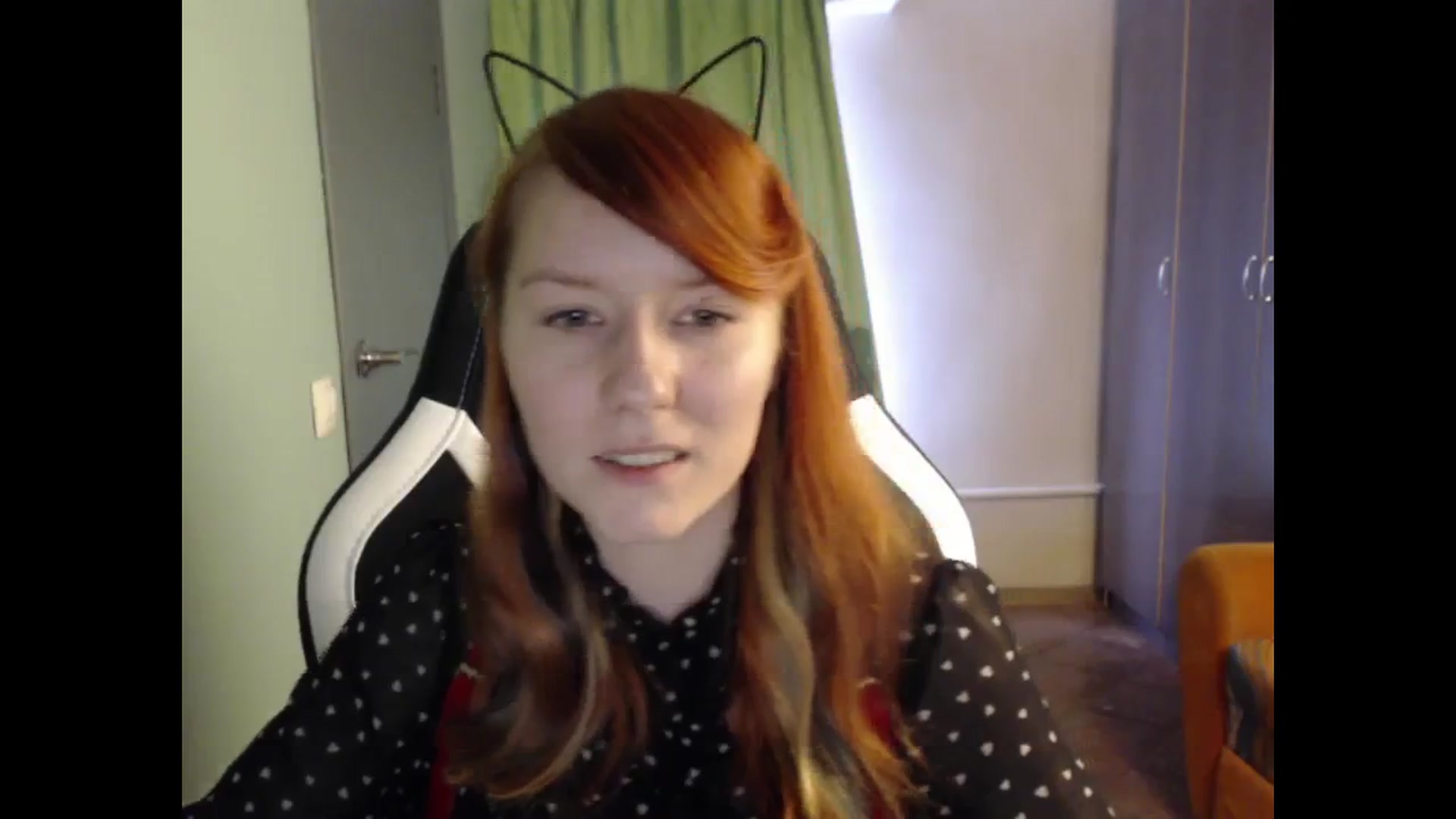 Gallery image thumbnail from NikiFoks18's myfreecams stream on, 08/28/2023, 08:22 image 19 of 20