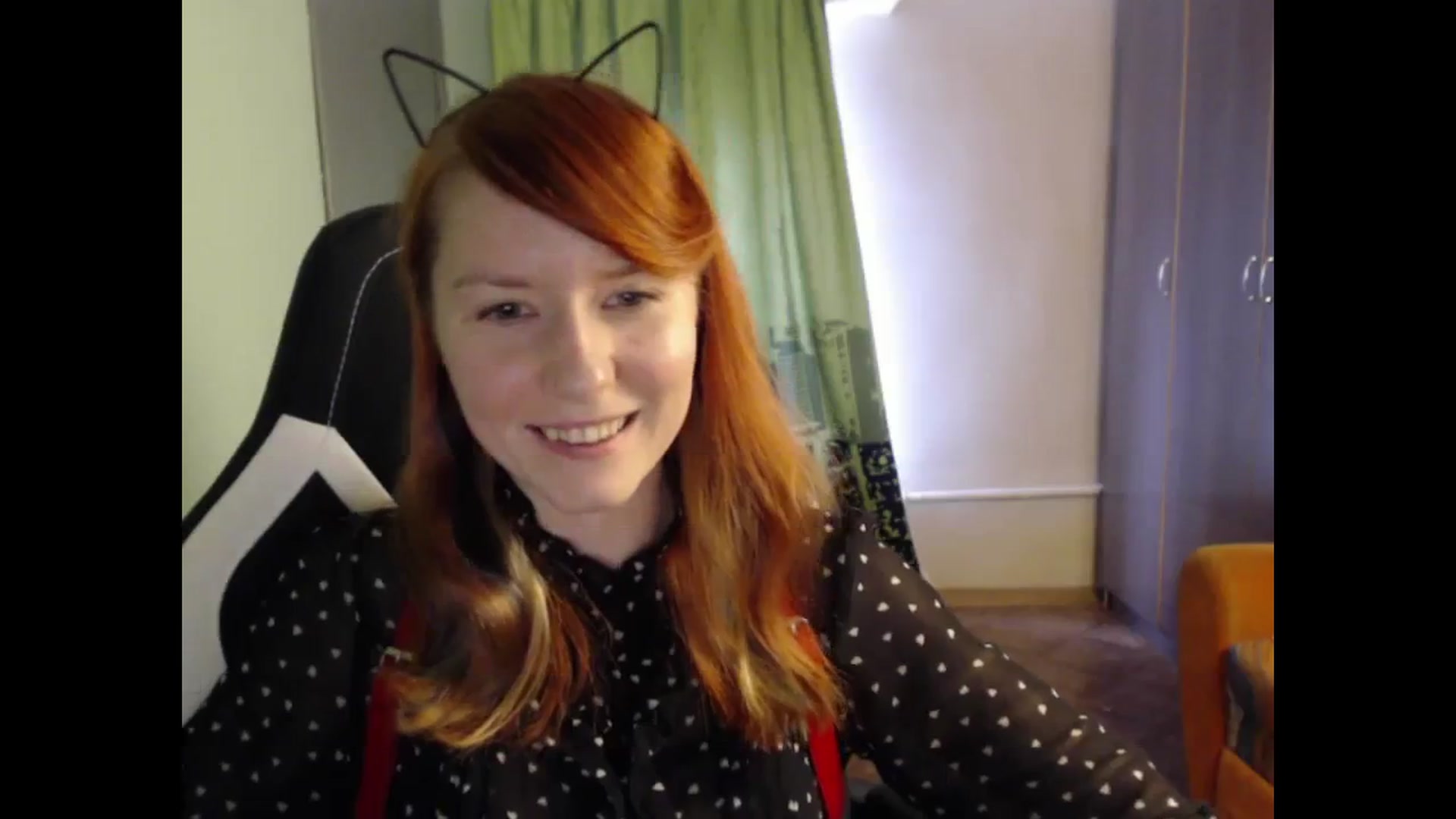 Gallery image thumbnail from NikiFoks18's myfreecams stream on, 08/28/2023, 08:22 image 8 of 20