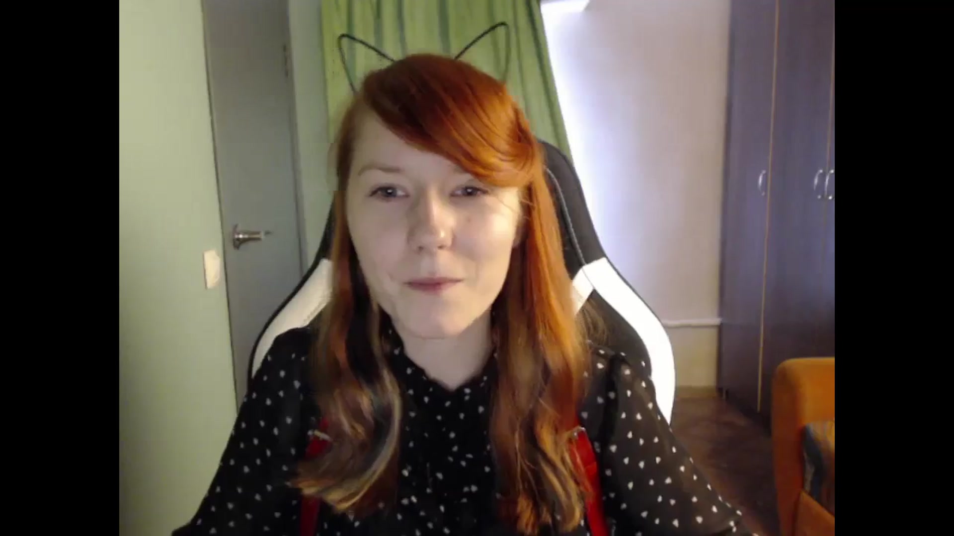 Gallery image thumbnail from NikiFoks18's myfreecams stream on, 08/28/2023, 09:22 image 7 of 20