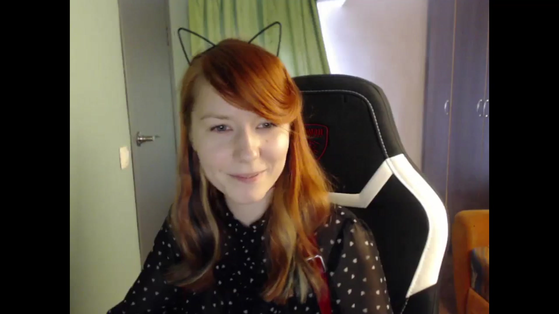 Gallery image thumbnail from NikiFoks18's myfreecams stream on, 08/28/2023, 09:22 image 13 of 20