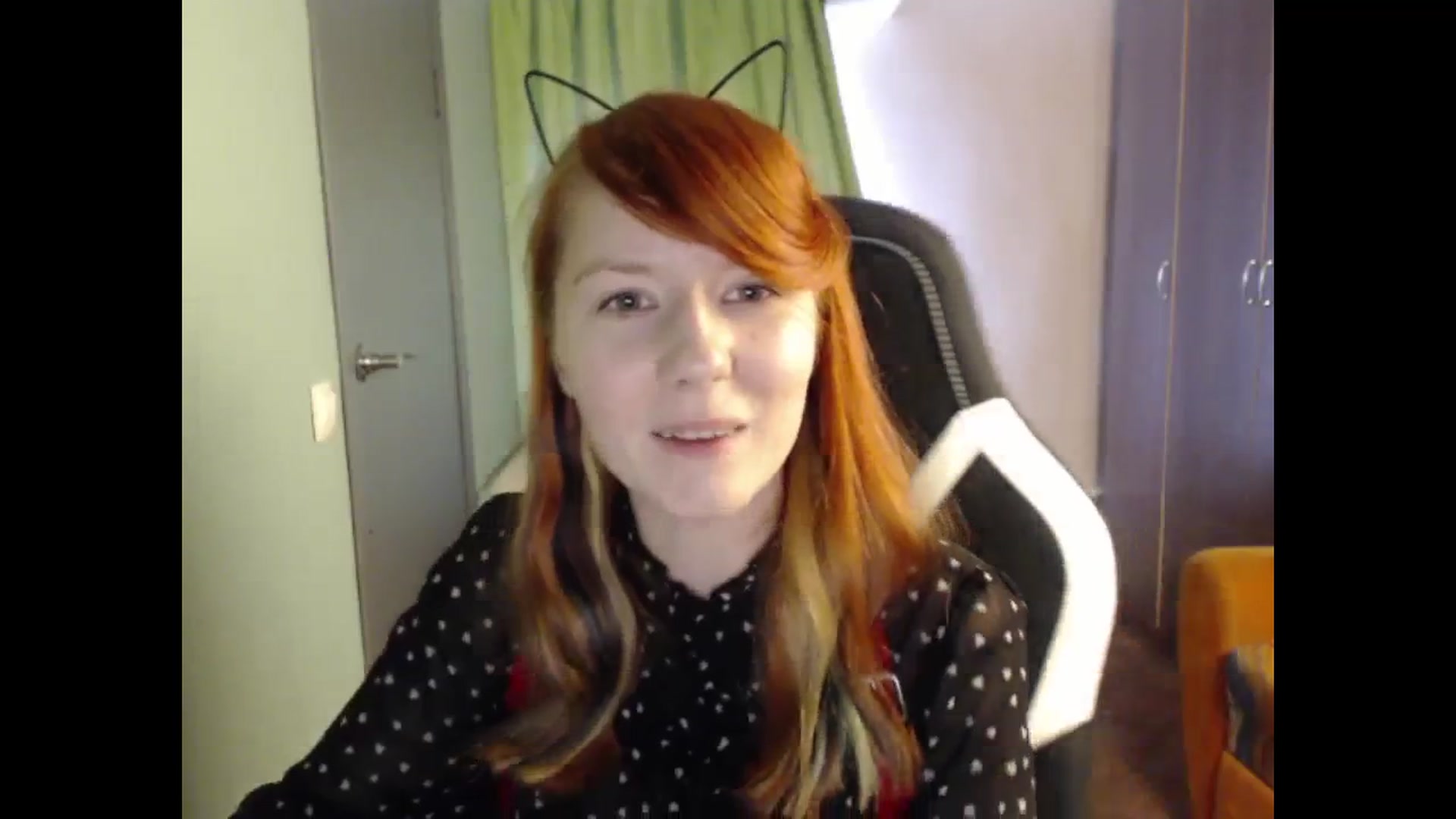 Gallery image thumbnail from NikiFoks18's myfreecams stream on, 08/28/2023, 09:22 image 17 of 20