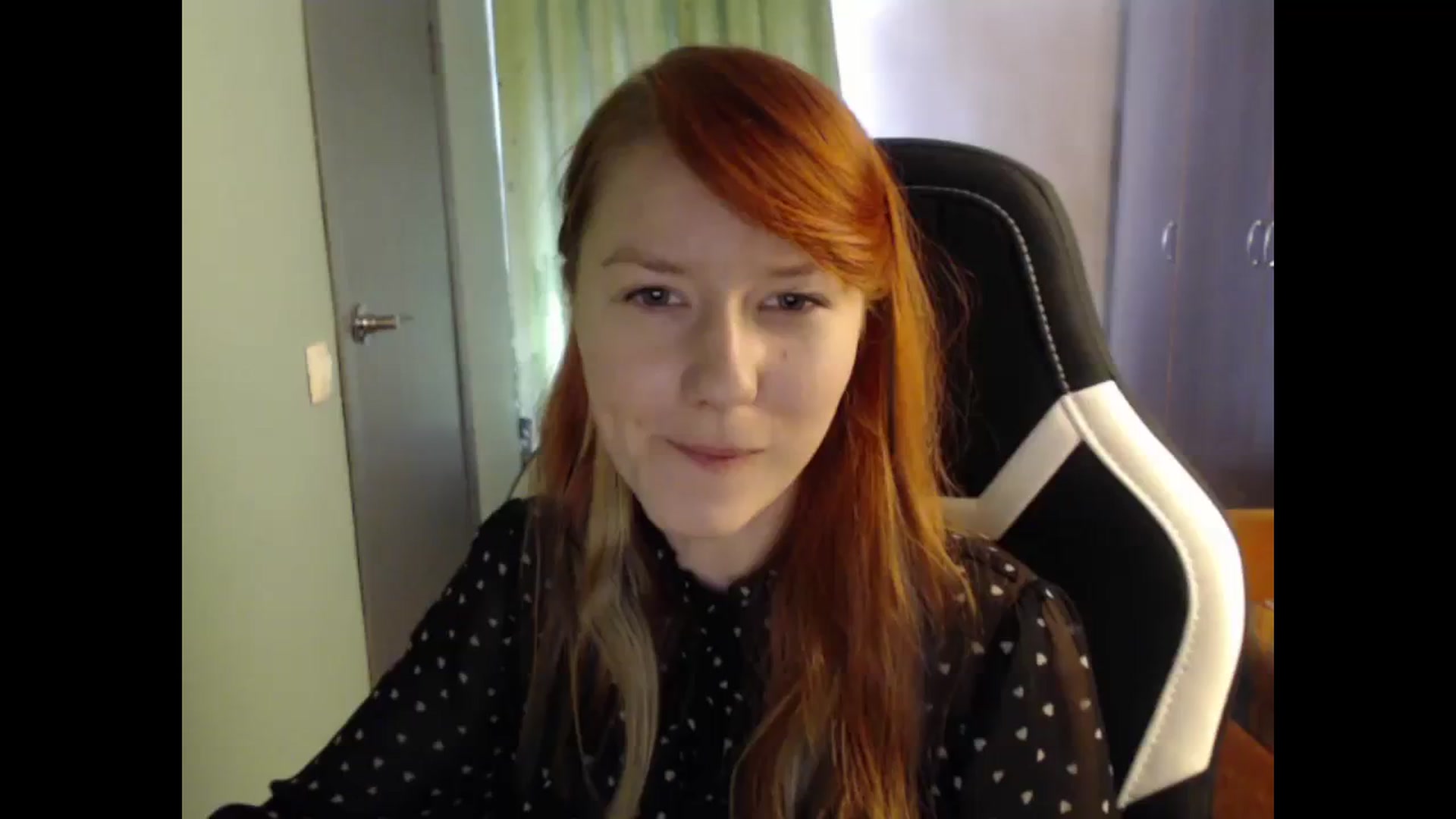 Gallery image thumbnail from NikiFoks18's myfreecams stream on, 08/29/2023, 07:15 image 1 of 20