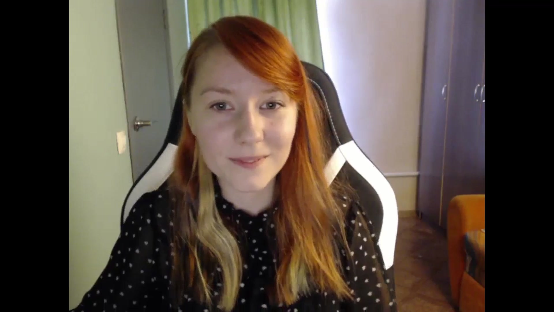 Gallery image thumbnail from NikiFoks18's myfreecams stream on, 08/29/2023, 07:15 image 15 of 20