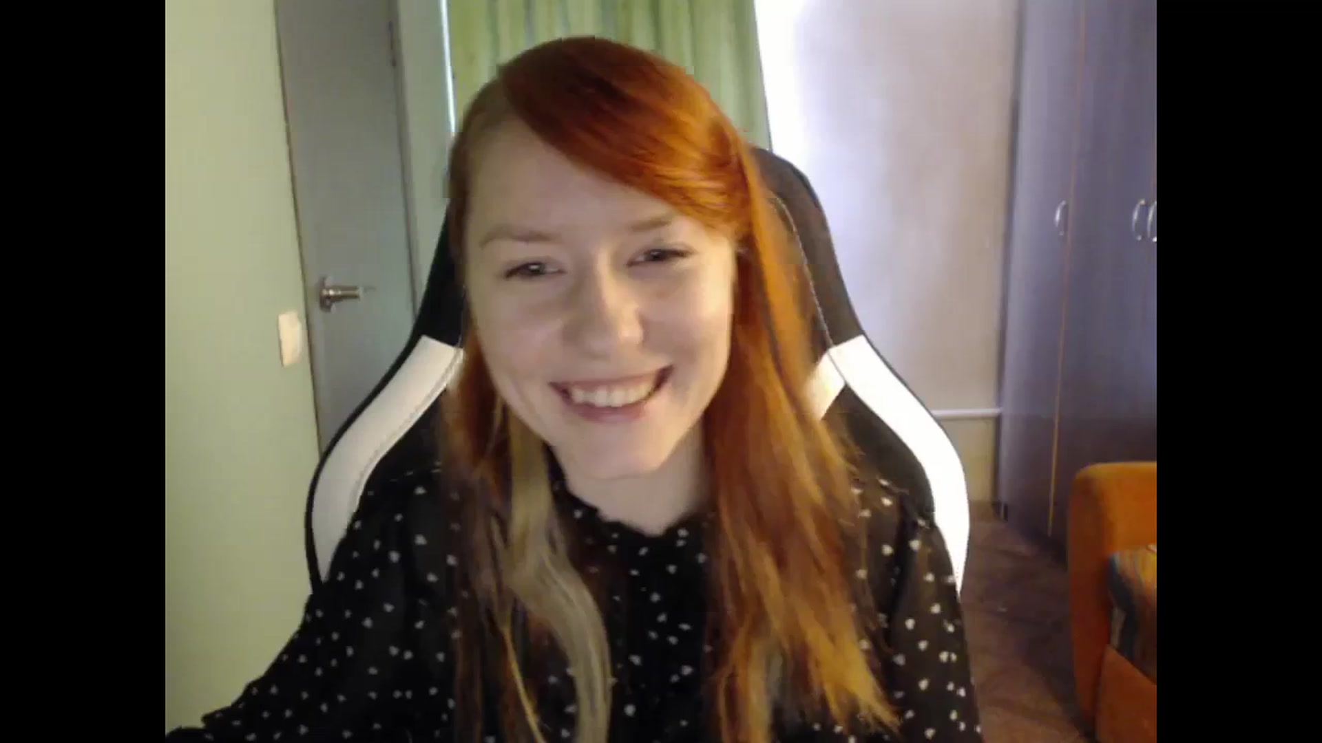 Gallery image thumbnail from NikiFoks18's myfreecams stream on, 08/29/2023, 07:15 image 2 of 20