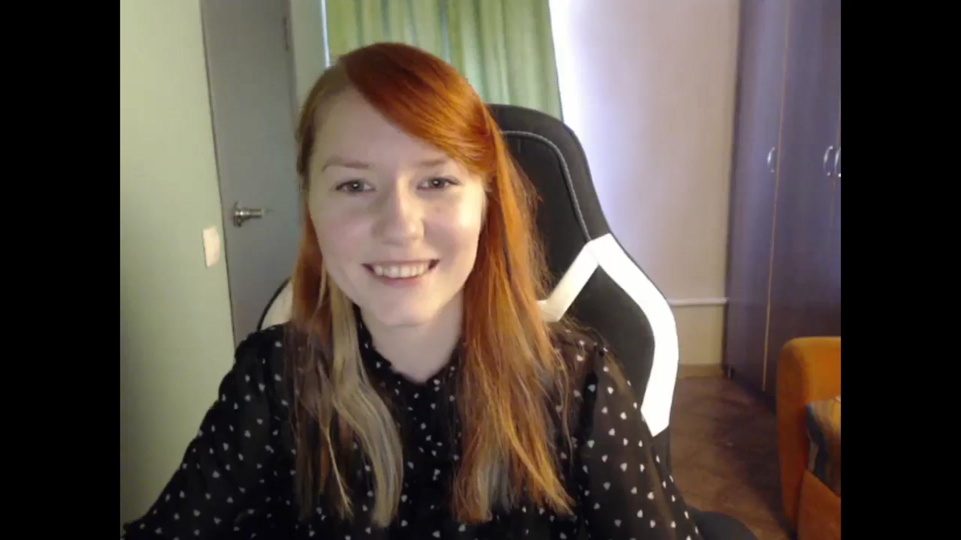 Gallery image thumbnail from NikiFoks18's myfreecams stream on, 08/29/2023, 07:15 image 18 of 20