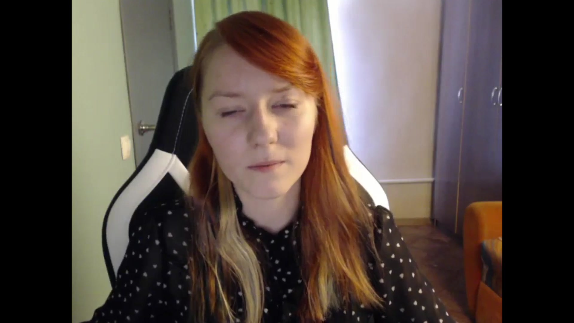 Gallery image thumbnail from NikiFoks18's myfreecams stream on, 08/29/2023, 07:15 image 13 of 20