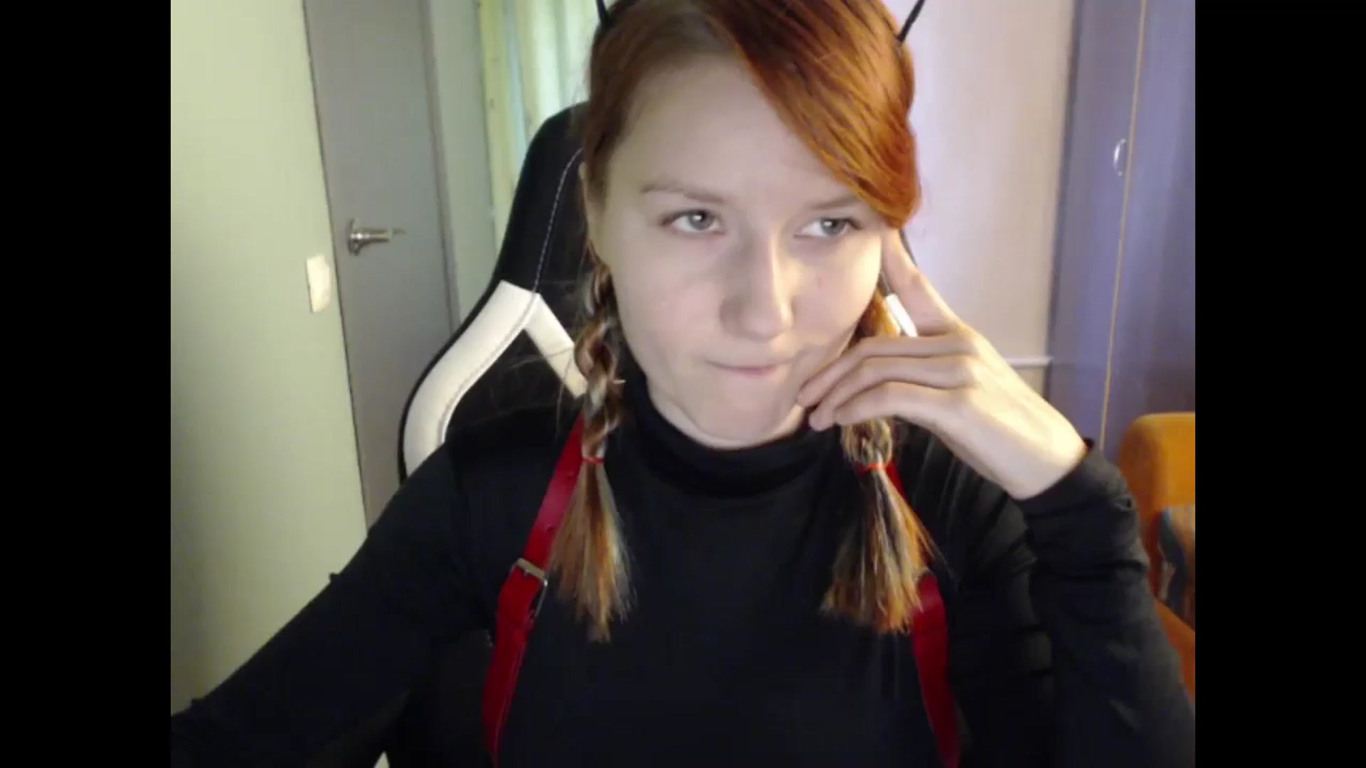 Gallery image thumbnail from NikiFoks18's myfreecams stream on, 09/02/2023, 09:07 image 17 of 20