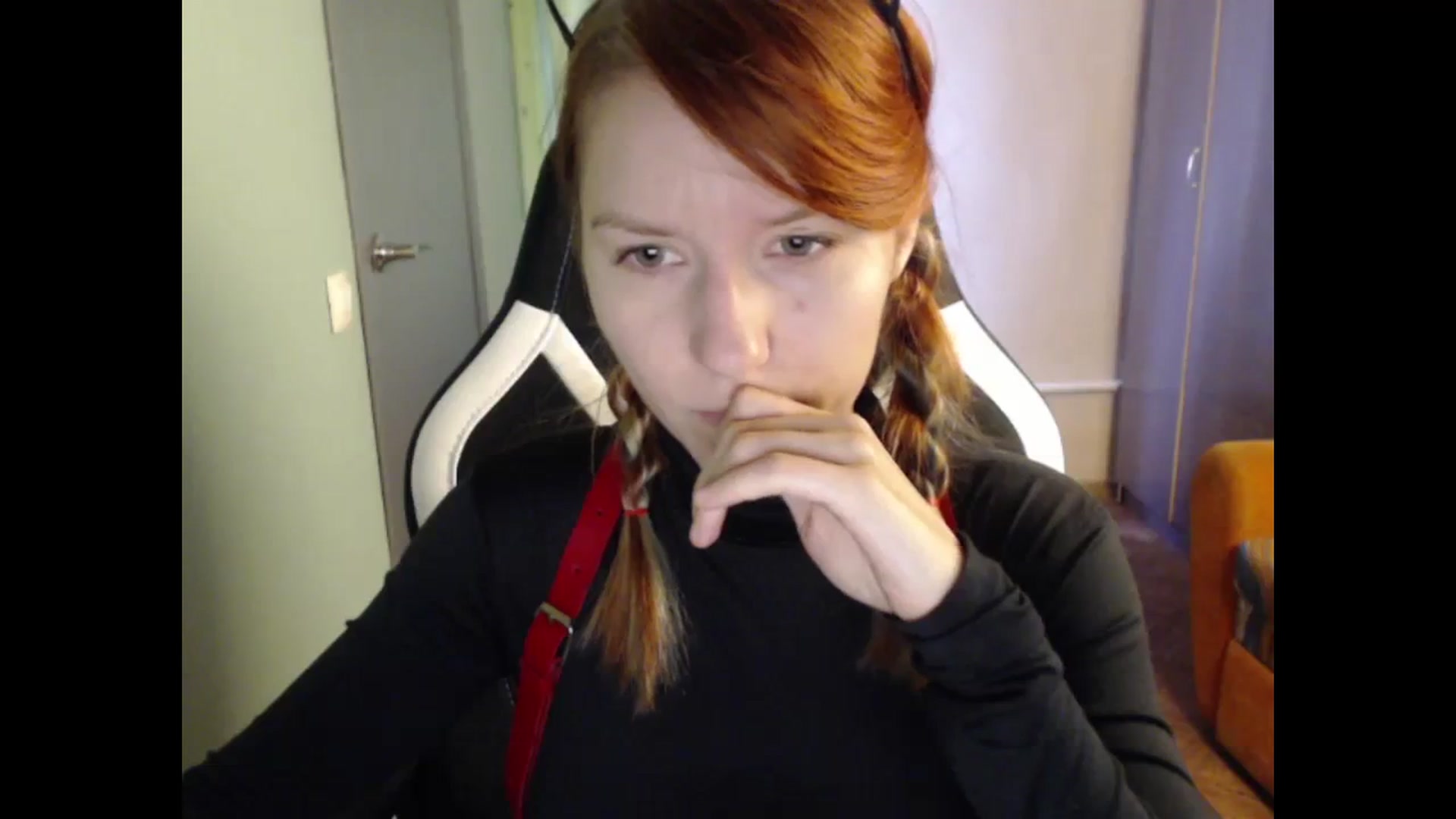 Gallery image thumbnail from NikiFoks18's myfreecams stream on, 09/02/2023, 09:07 image 16 of 20