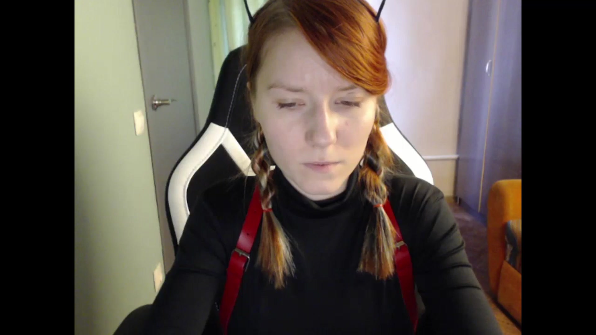 Gallery image thumbnail from NikiFoks18's myfreecams stream on, 09/02/2023, 09:07 image 8 of 20