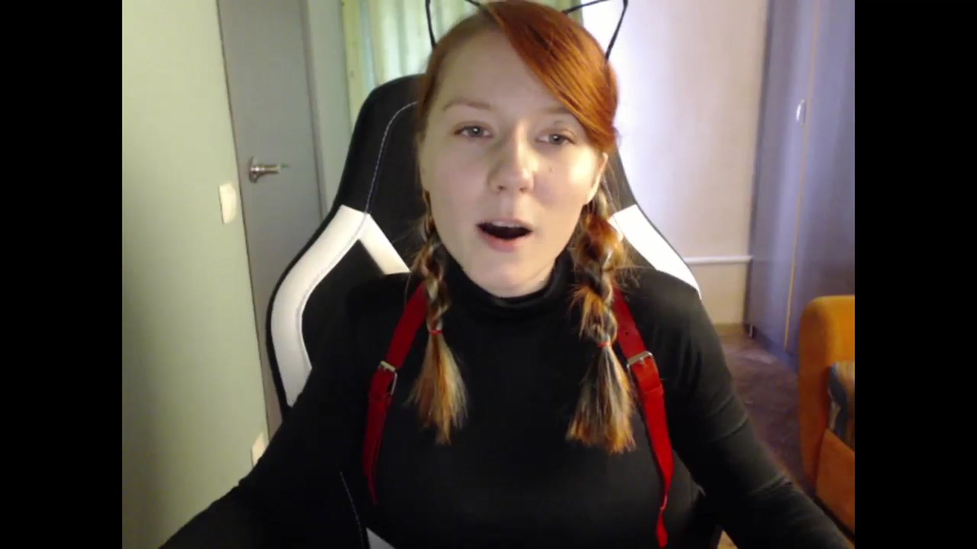 Gallery image thumbnail from NikiFoks18's myfreecams stream on, 09/02/2023, 09:07 image 3 of 20