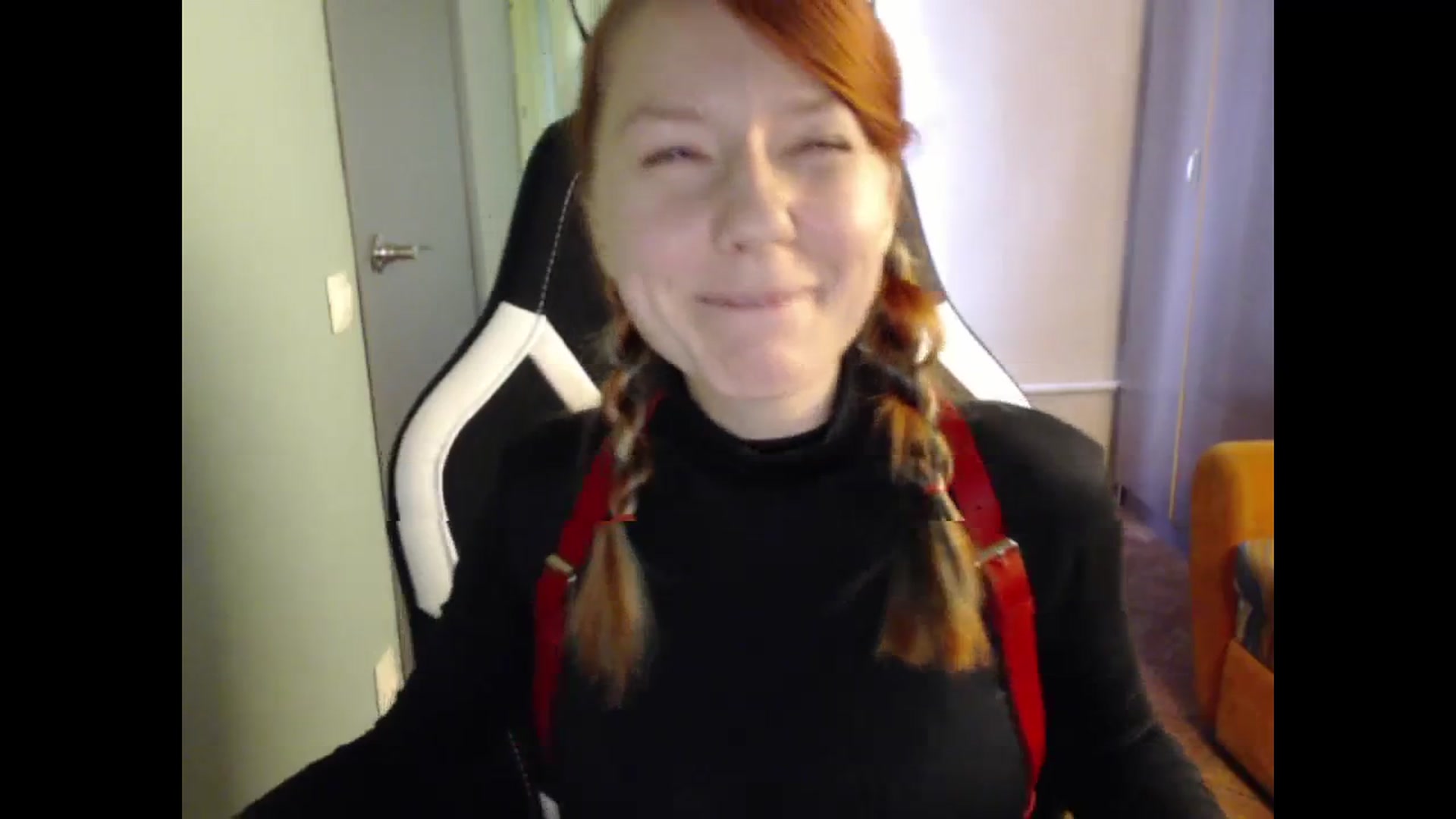 Gallery image thumbnail from NikiFoks18's myfreecams stream on, 09/02/2023, 09:07 image 4 of 20
