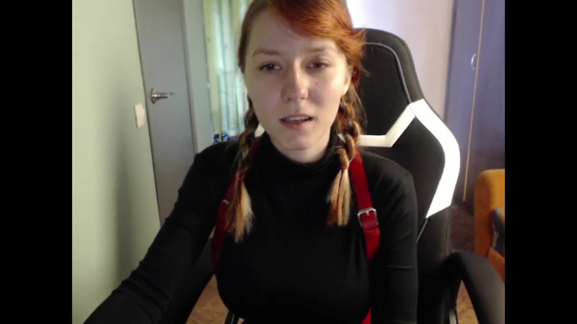 Gallery image thumbnail from NikiFoks18's myfreecams stream on, 09/03/2023, 05:11 image 17 of 20