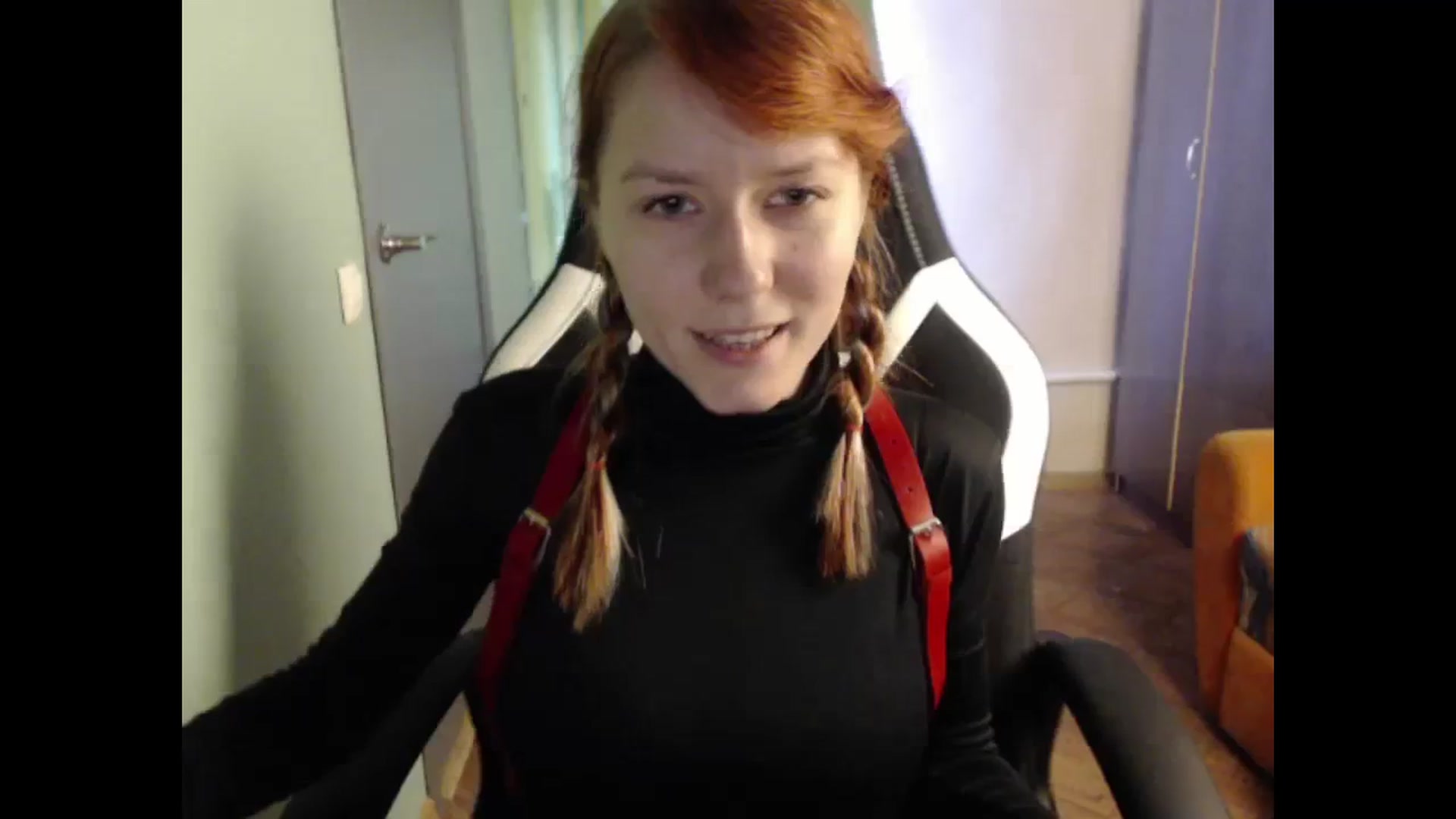 Gallery image thumbnail from NikiFoks18's myfreecams stream on, 09/03/2023, 05:11 image 18 of 20