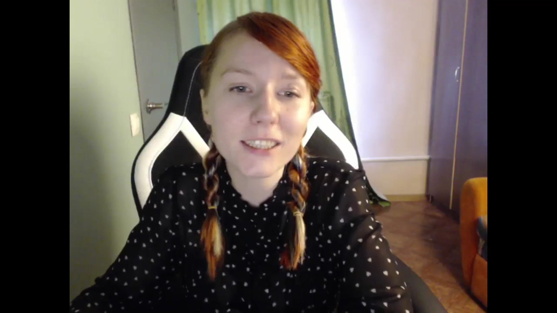 Gallery image thumbnail from NikiFoks18's myfreecams stream on, 09/10/2023, 08:30 image 13 of 20