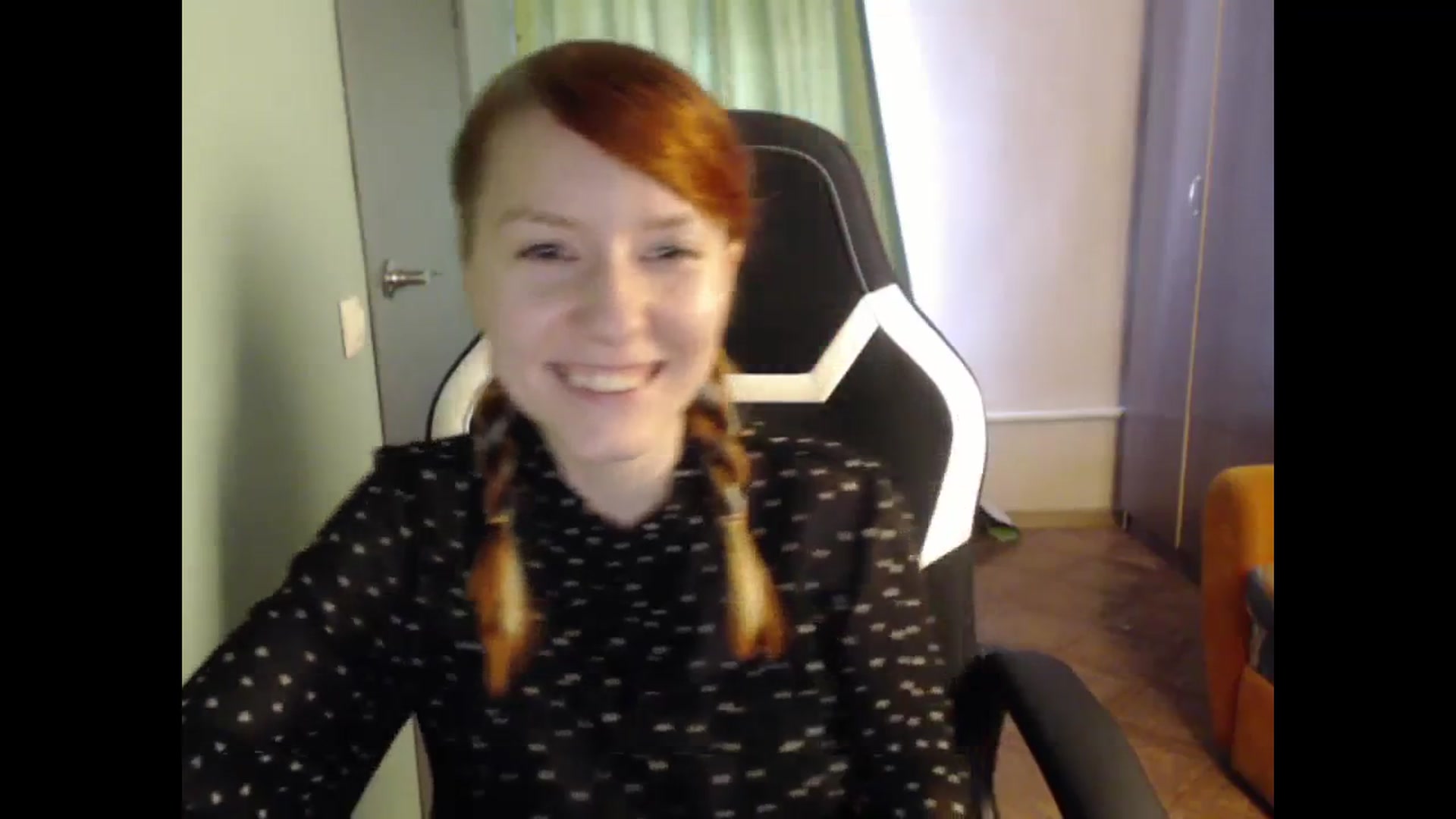 Gallery image thumbnail from NikiFoks18's myfreecams stream on, 09/10/2023, 08:30 image 9 of 20