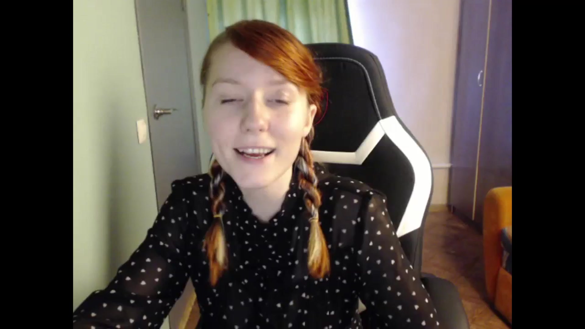 Gallery image thumbnail from NikiFoks18's myfreecams stream on, 09/10/2023, 08:30 image 3 of 20