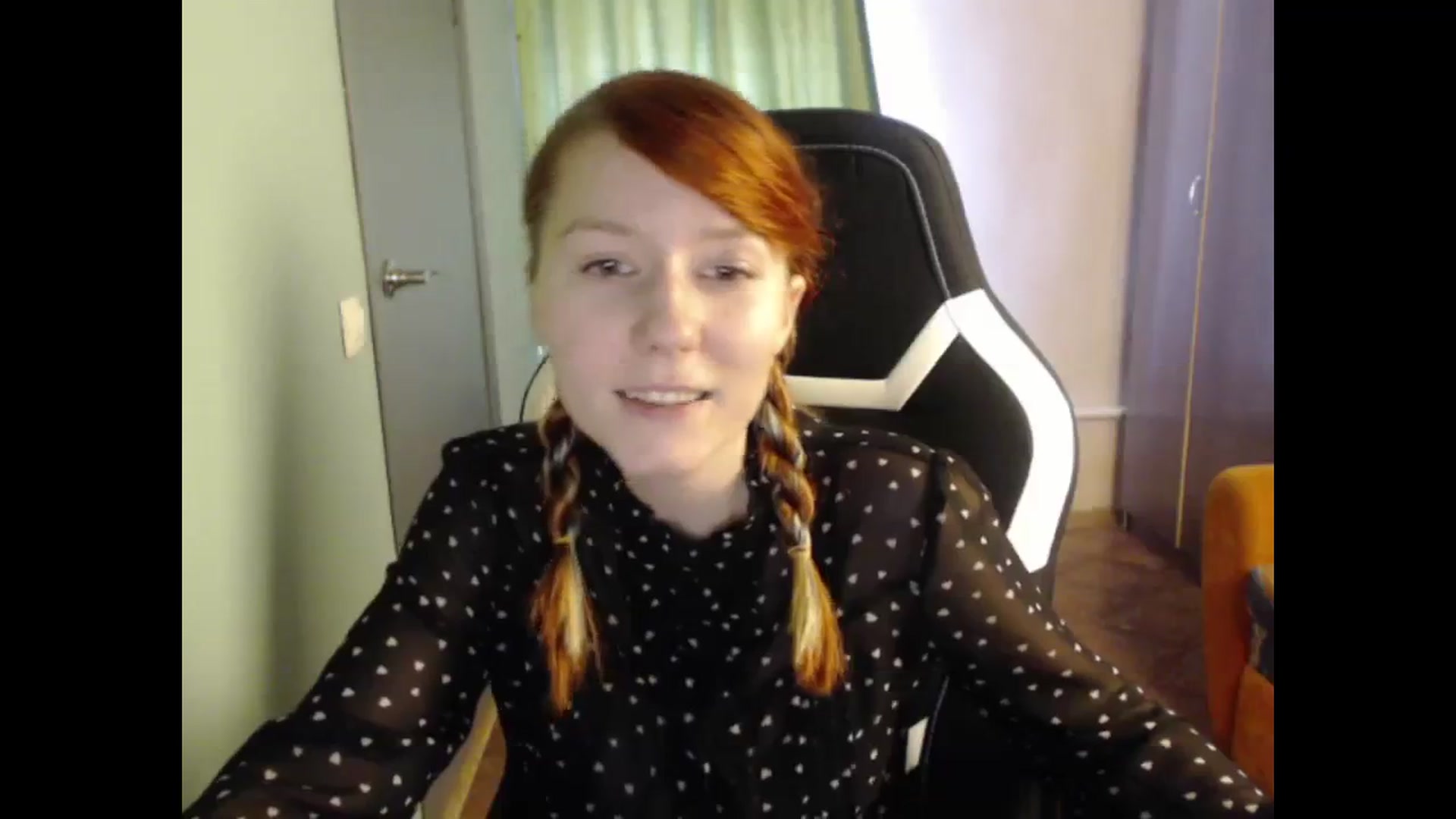 Gallery image thumbnail from NikiFoks18's myfreecams stream on, 09/10/2023, 08:30 image 5 of 20