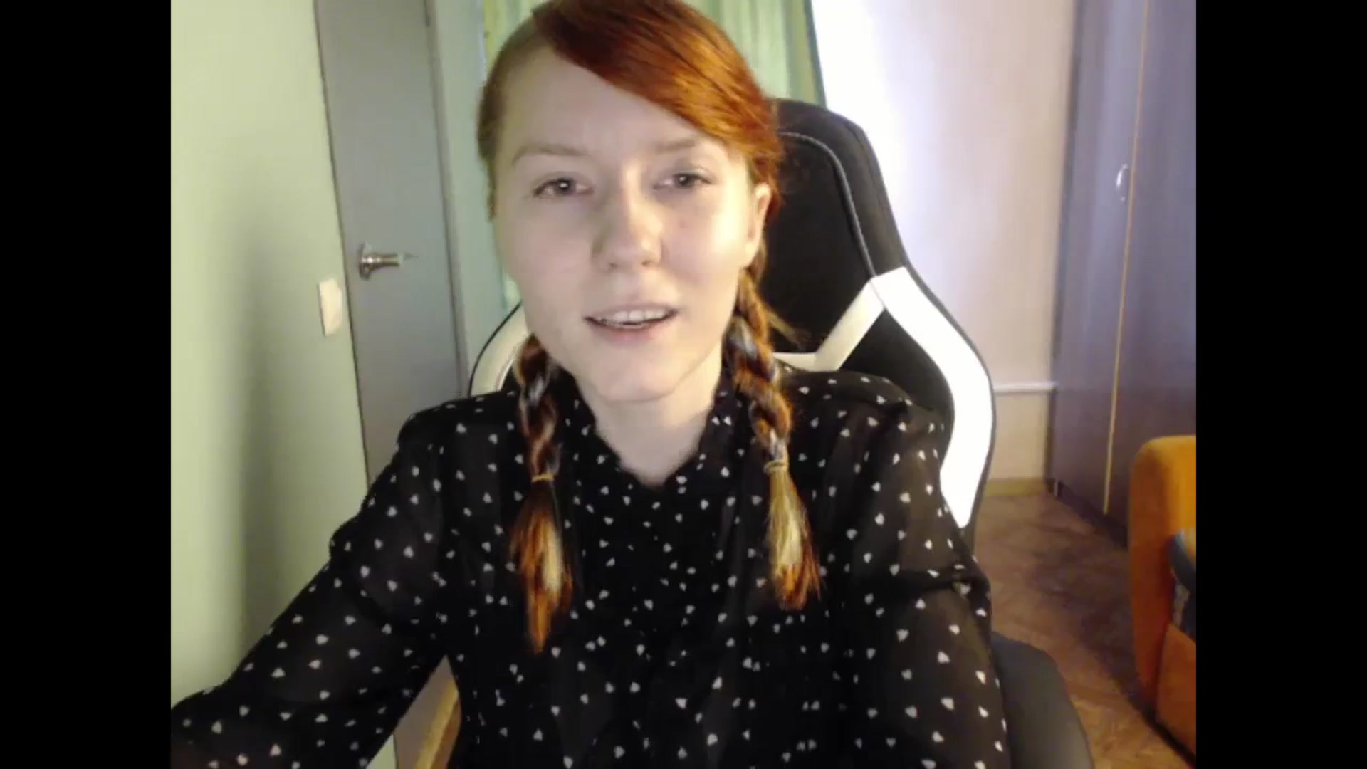 Gallery image thumbnail from NikiFoks18's myfreecams stream on, 09/10/2023, 08:30 image 7 of 20