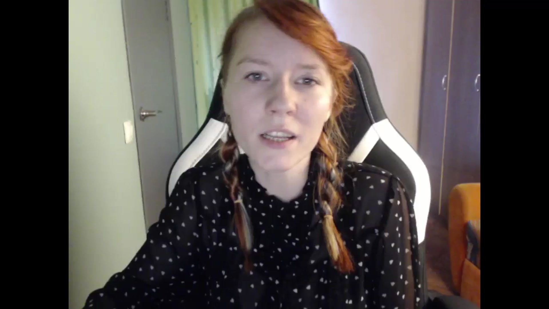 Gallery image thumbnail from NikiFoks18's myfreecams stream on, 09/11/2023, 07:02 image 14 of 20