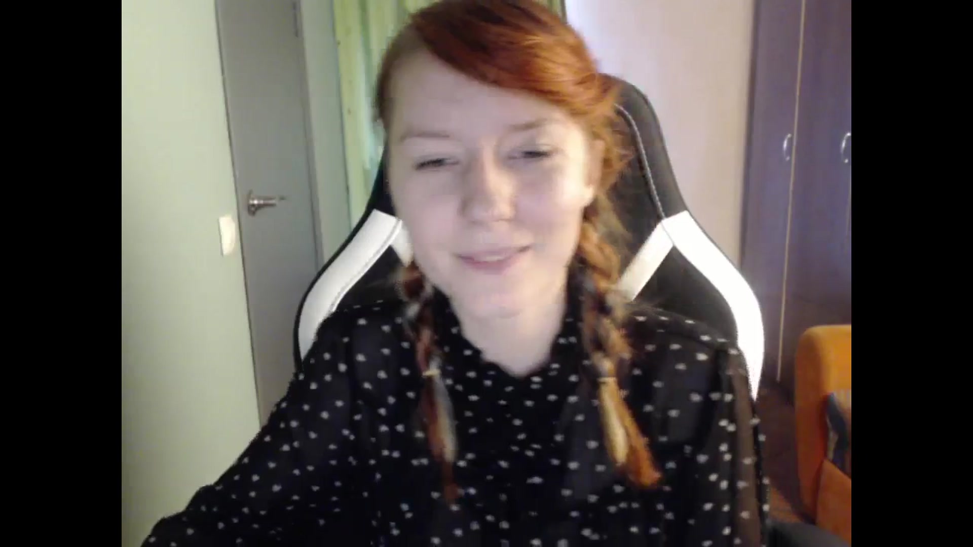 Gallery image thumbnail from NikiFoks18's myfreecams stream on, 09/11/2023, 07:02 image 12 of 20
