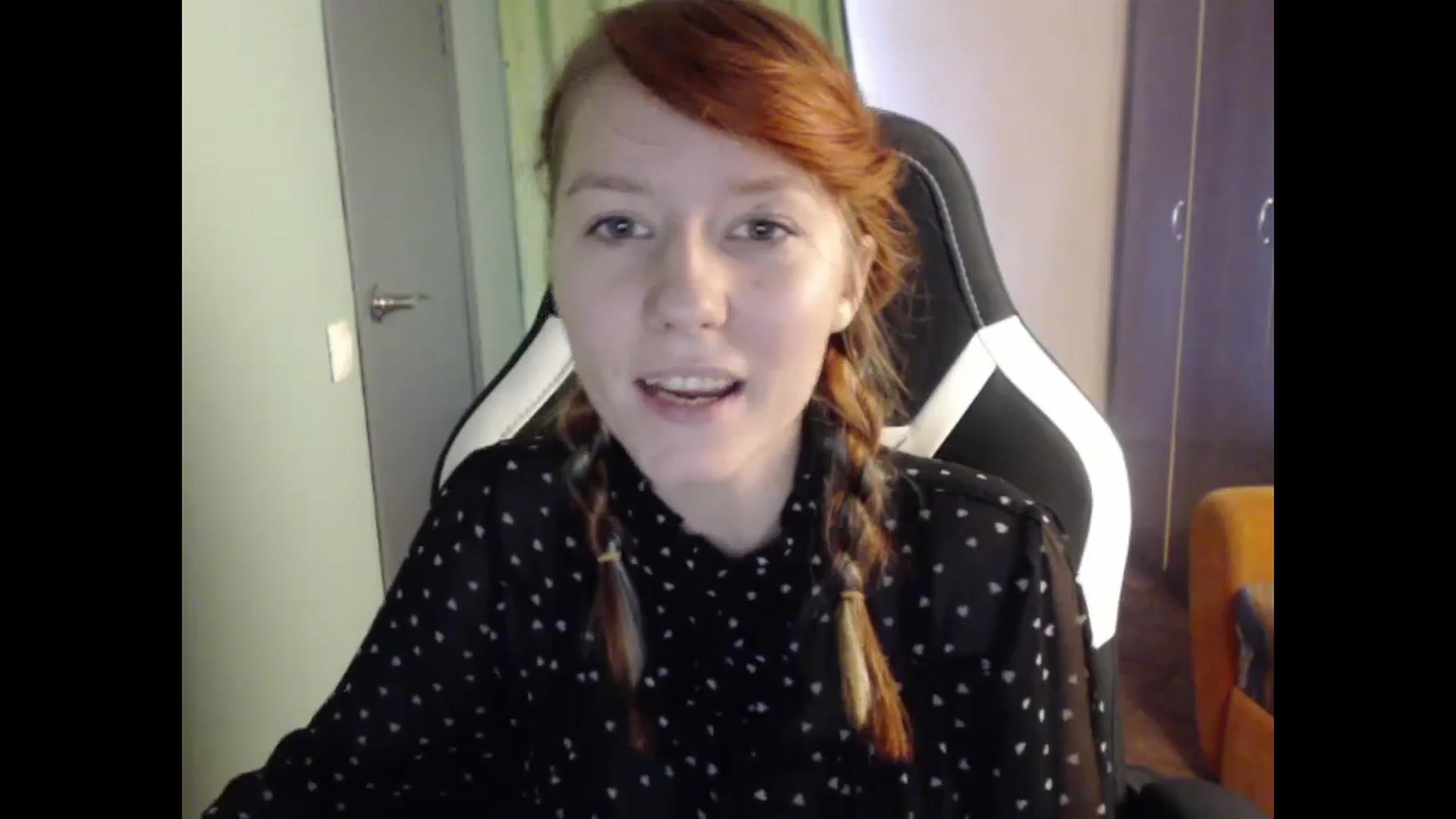 Gallery image thumbnail from NikiFoks18's myfreecams stream on, 09/11/2023, 07:02 image 11 of 20