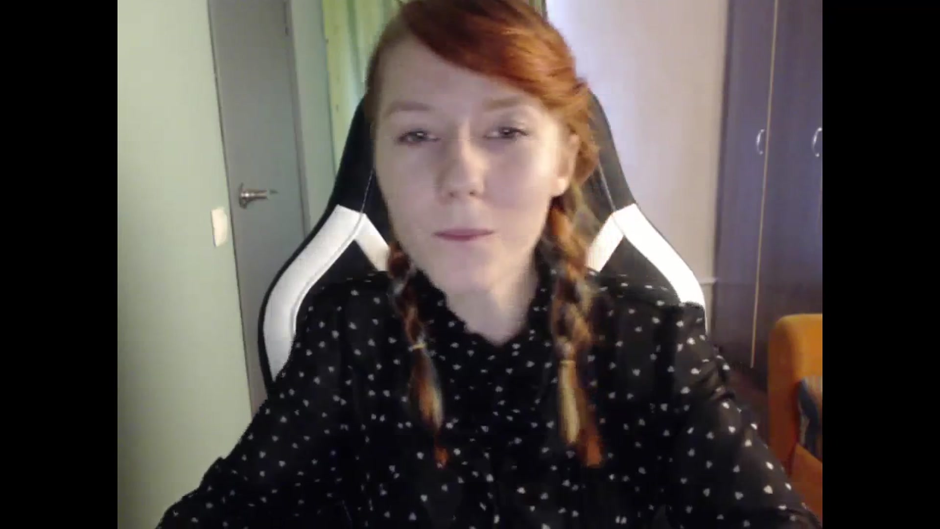 Gallery image thumbnail from NikiFoks18's myfreecams stream on, 09/11/2023, 07:02 image 2 of 20