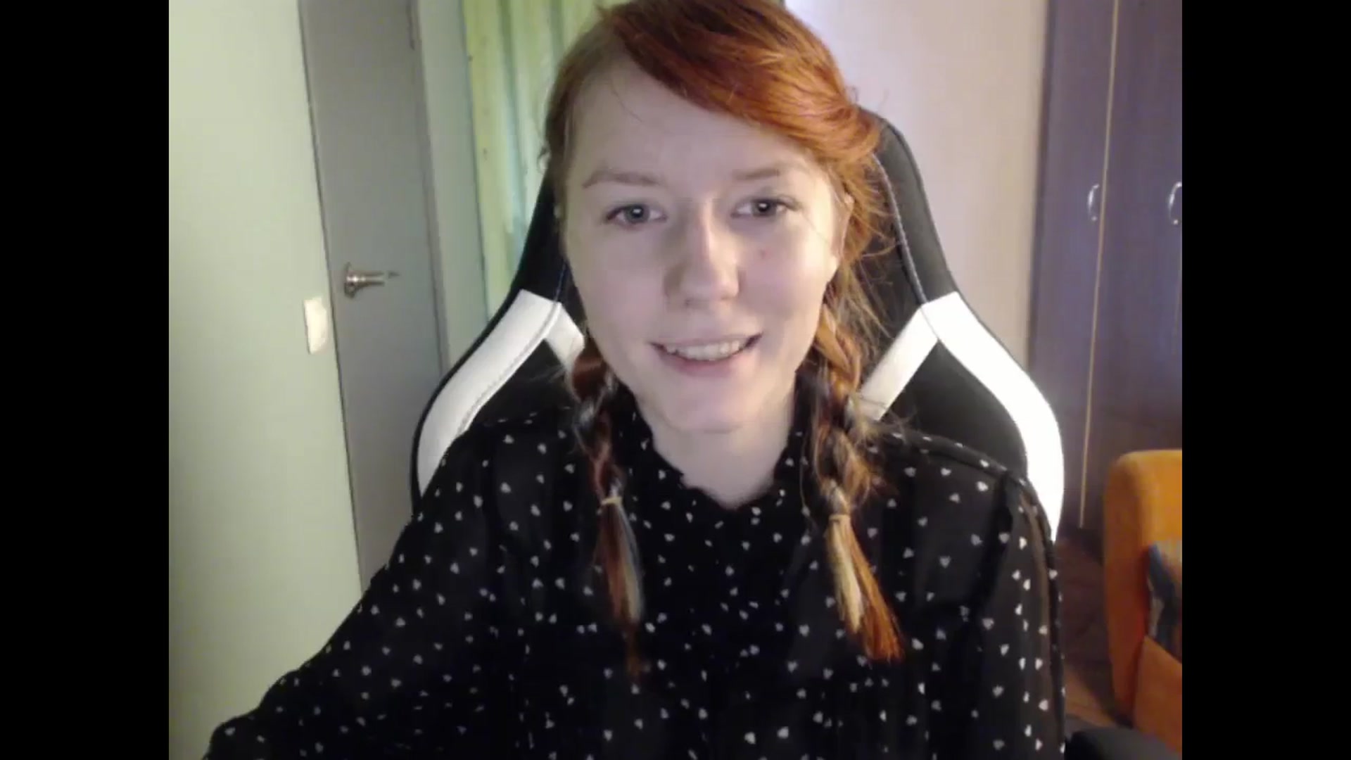 Gallery image thumbnail from NikiFoks18's myfreecams stream on, 09/11/2023, 07:02 image 17 of 20