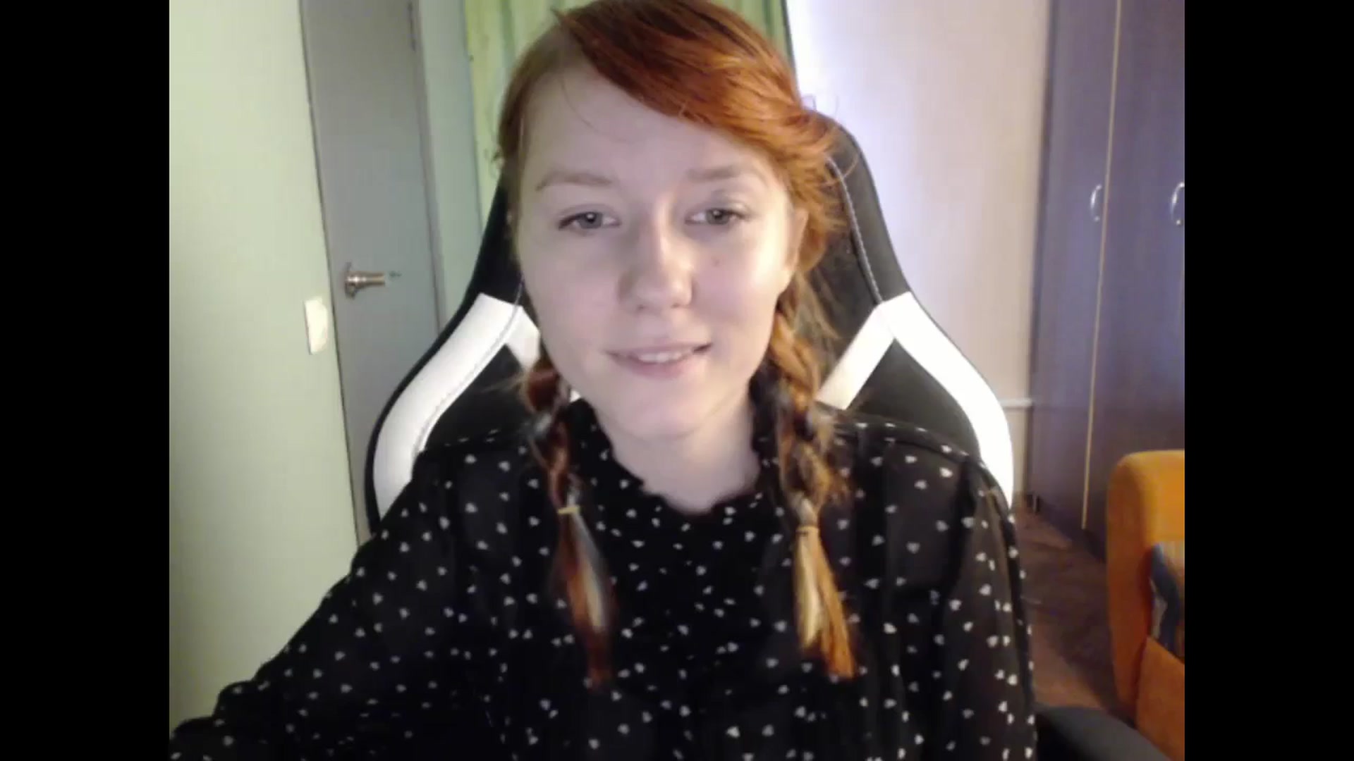 Gallery image thumbnail from NikiFoks18's myfreecams stream on, 09/11/2023, 07:32 image 11 of 20