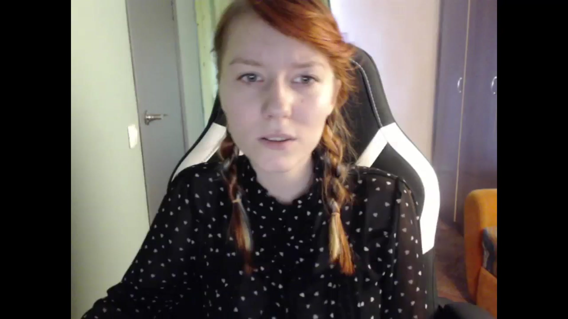 Gallery image thumbnail from NikiFoks18's myfreecams stream on, 09/11/2023, 07:32 image 6 of 20